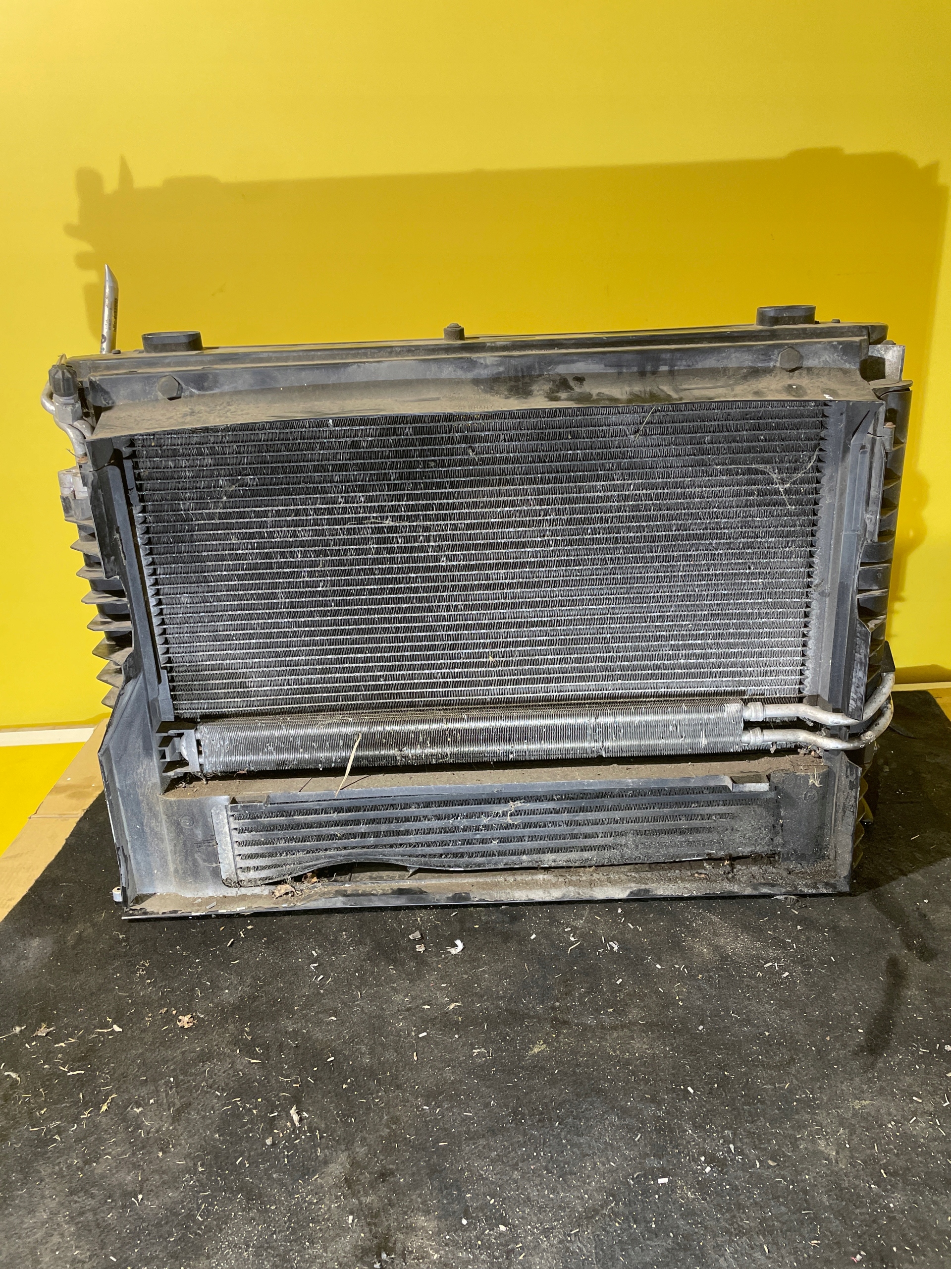 KOMPLET CHŁODNIC Z WENTYLATOREM BMW E60