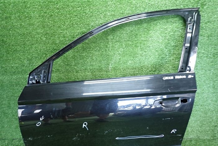 SKODA KAROQ 16- door left front front