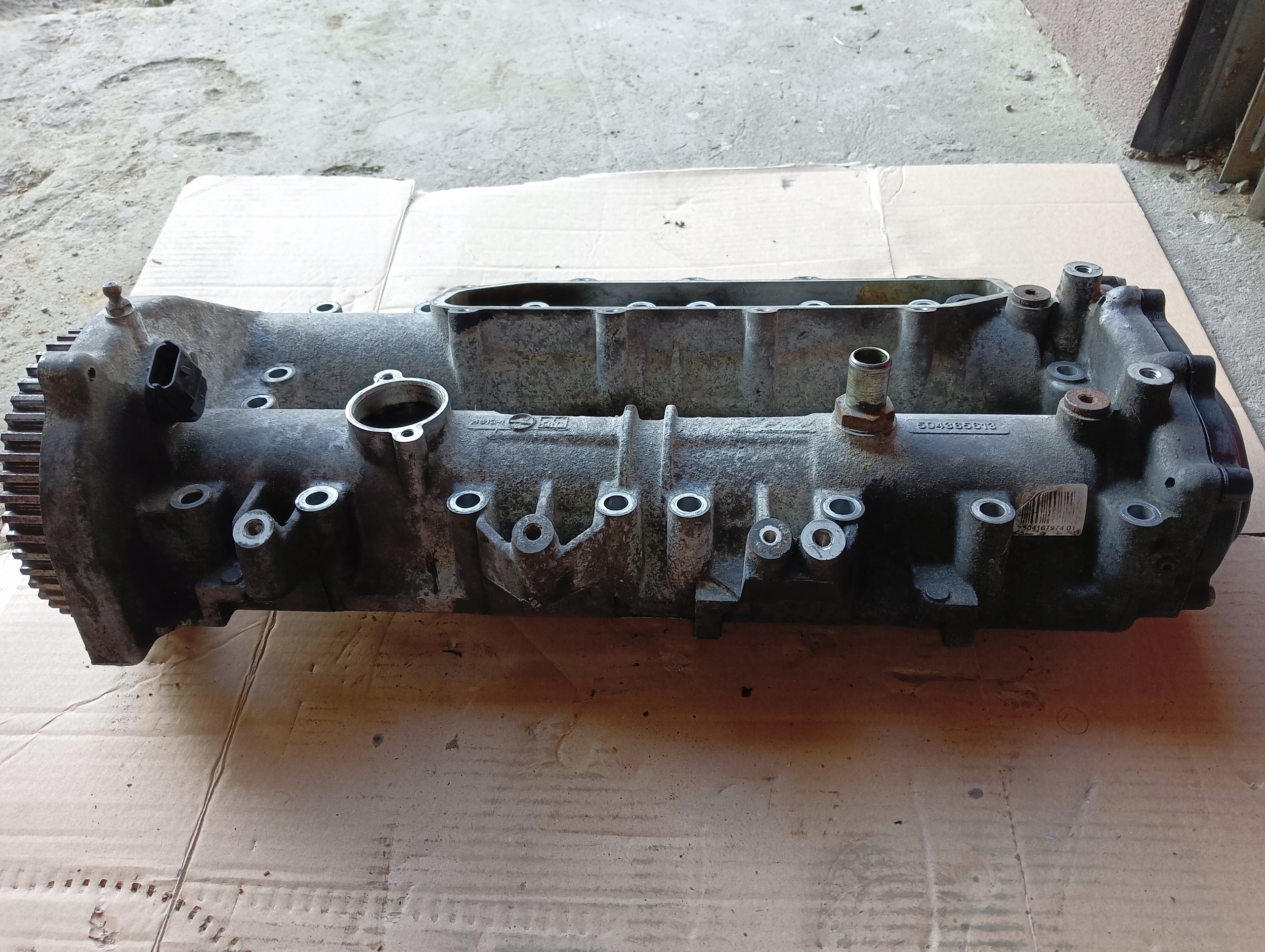 POKRYWA GŁOWICY Z WAŁKAMI FIAT DUCATO 2.3 jtd| 504365613 Typ silnika Diesel