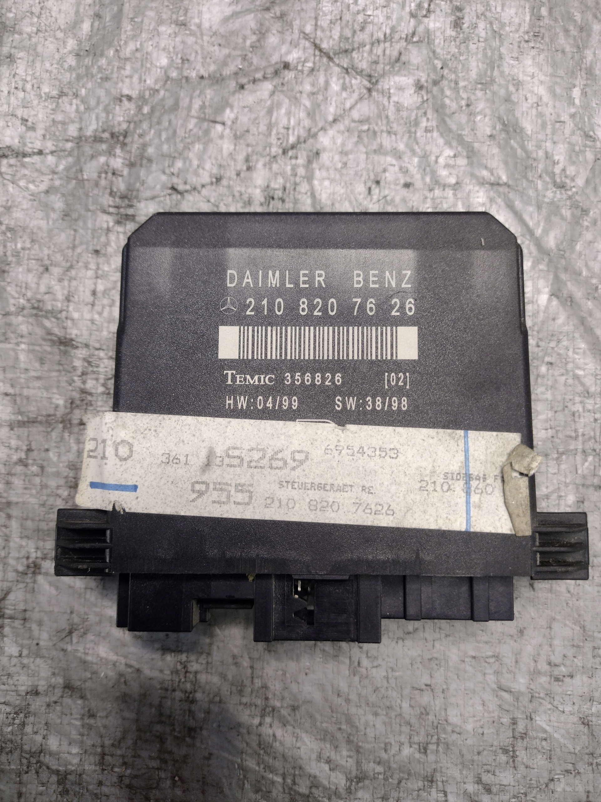 module door right front Mercedes W210 OE 2108207626