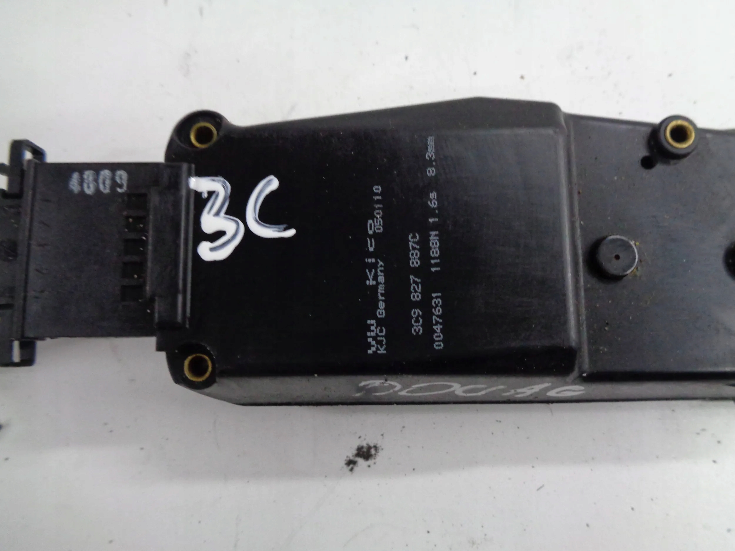 VW PASSAT B6 DOCIAG bonnet boot KOMBI