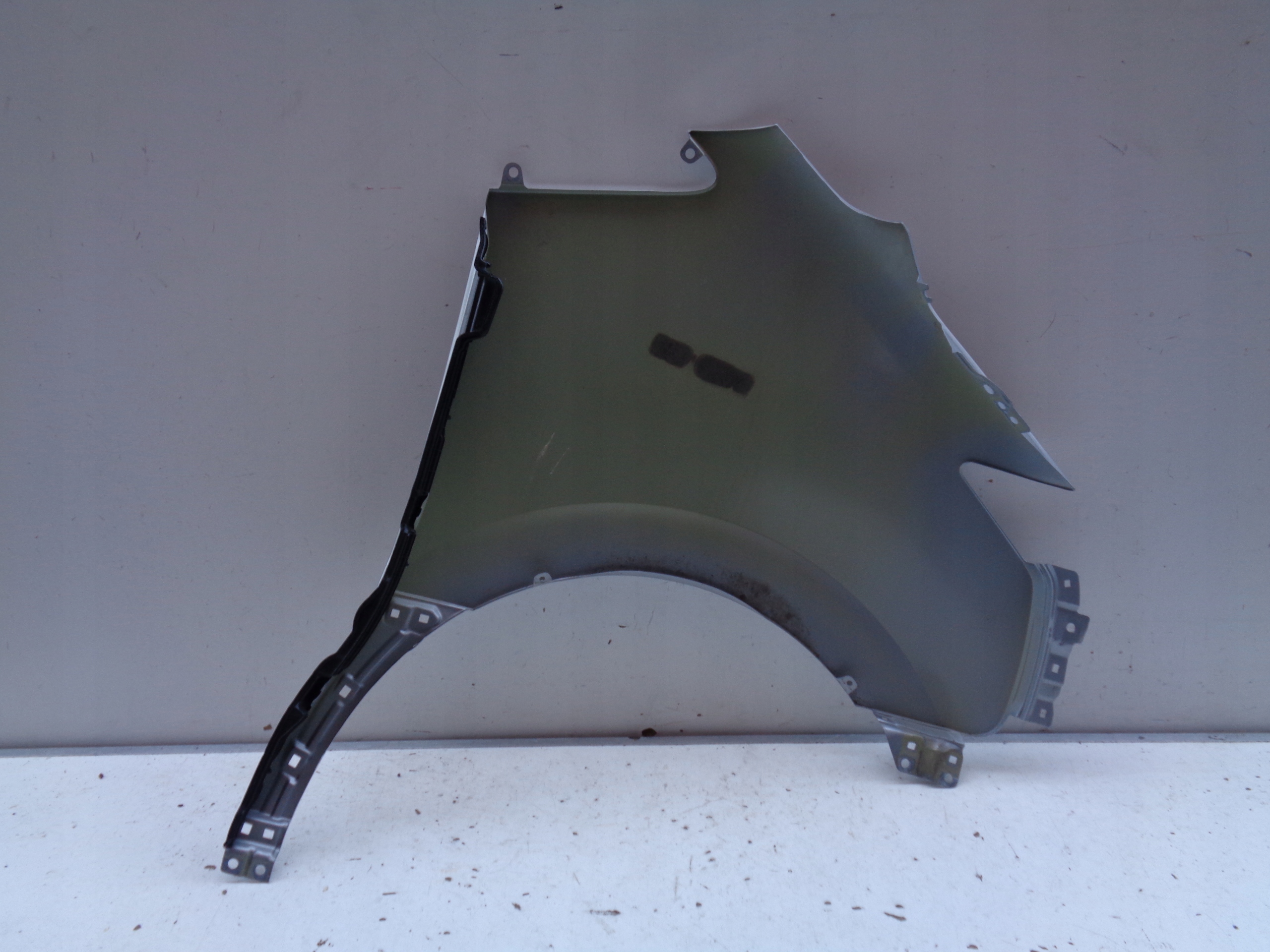 fender left front HYUNDAI STARIA 22- NR 45879