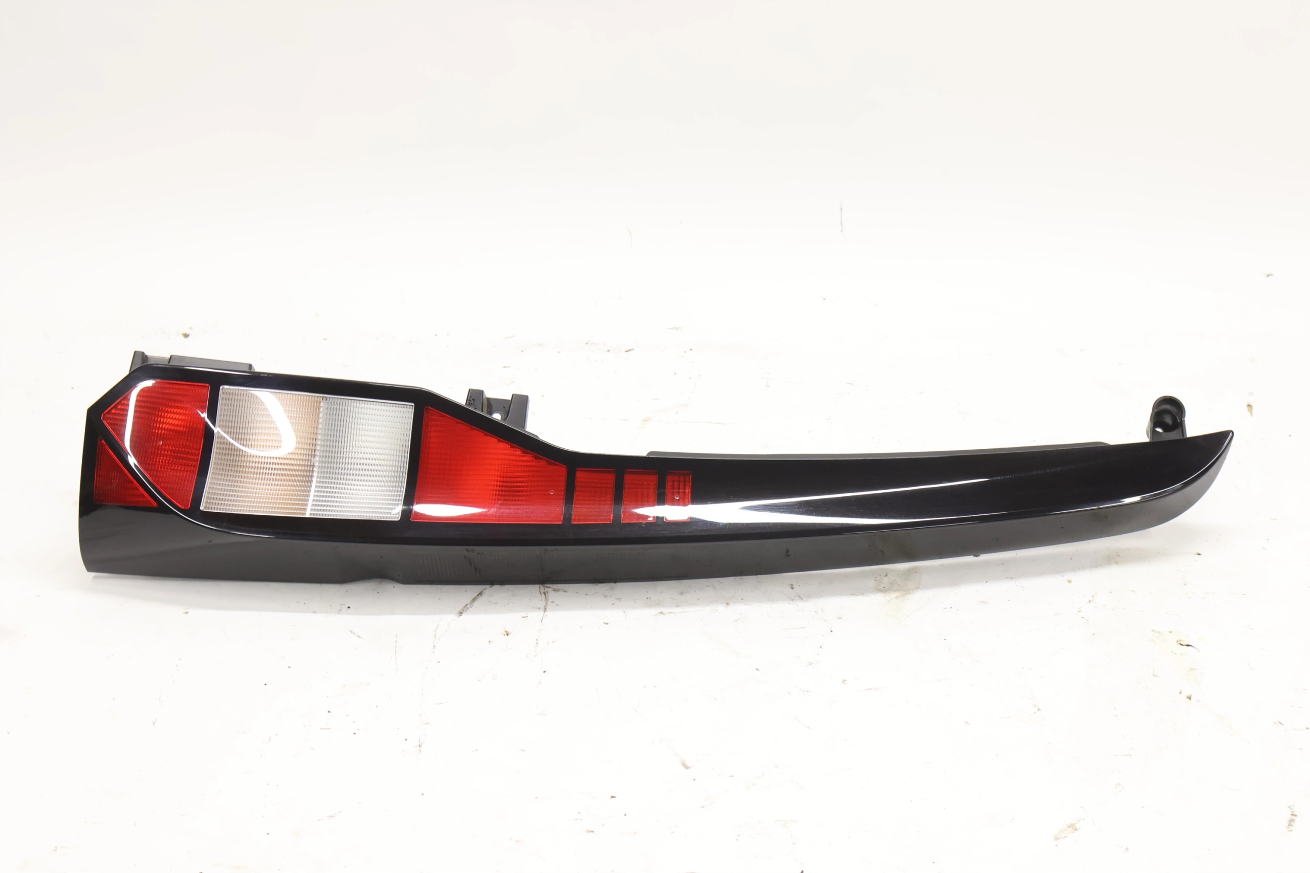 VW Caddy lampa tył prawa 2K7945096