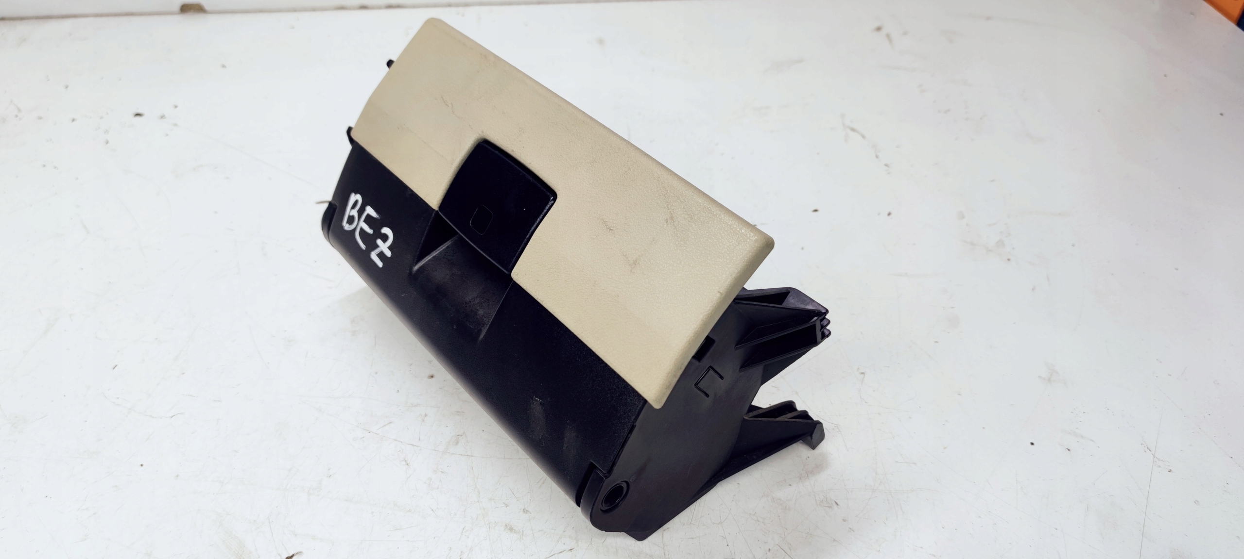 passenger compartment seat right AUDI A3 8P 8P0881578 without