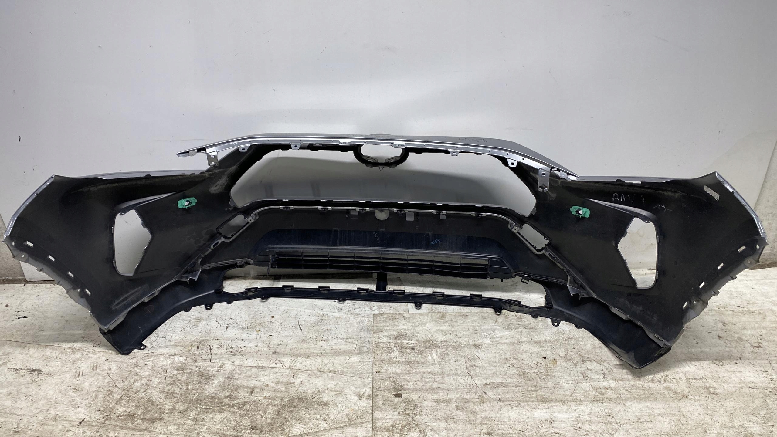 TOYOTA RAV4 V bumper front front PDC washers 18