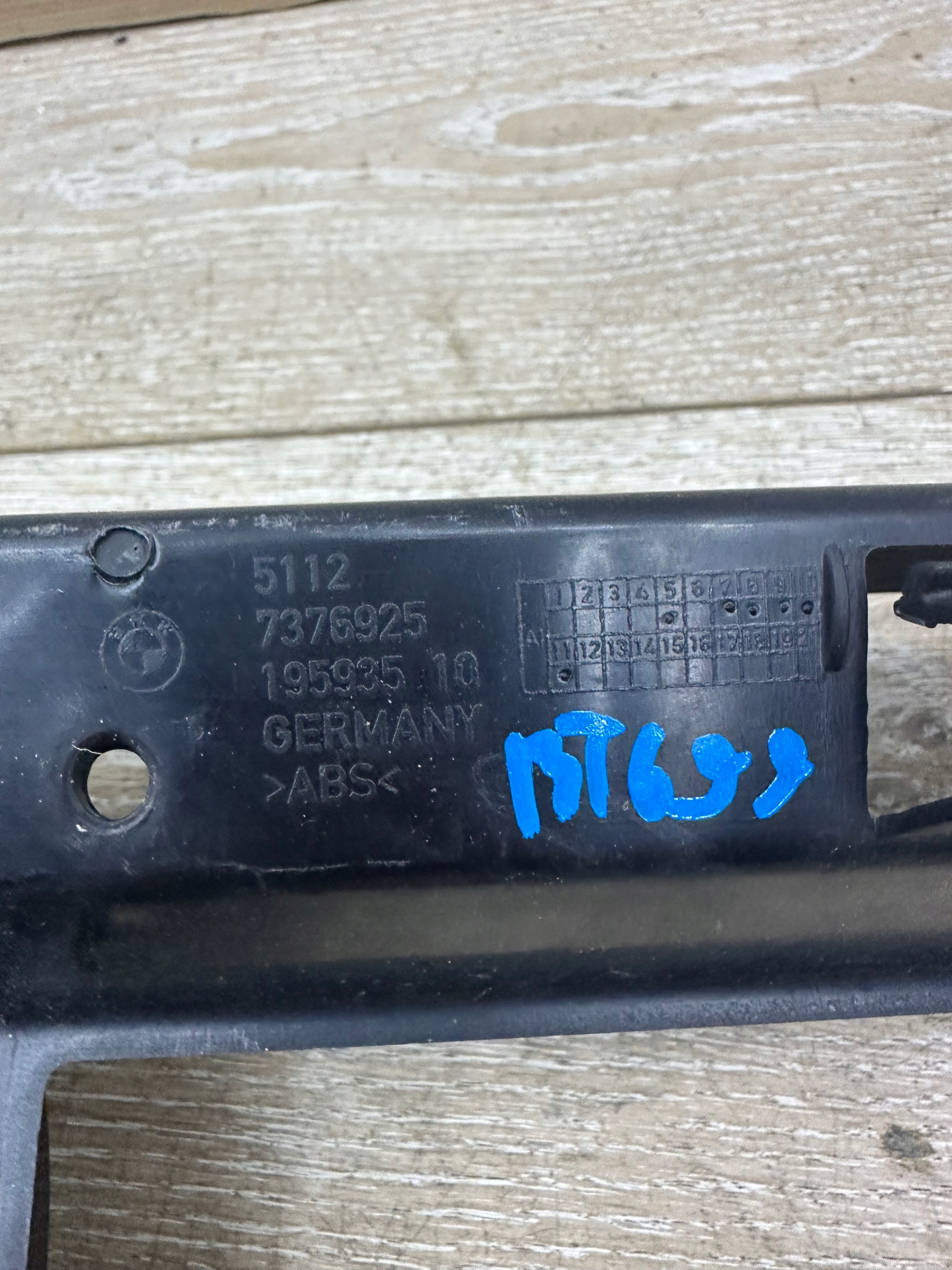 bumper bracket left rear part BMW F45 7376925
