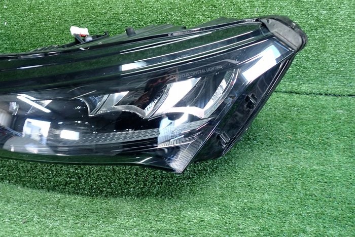 SKODA ENYAQ CRYSTAL LIGHTING 21- reflektor left light left