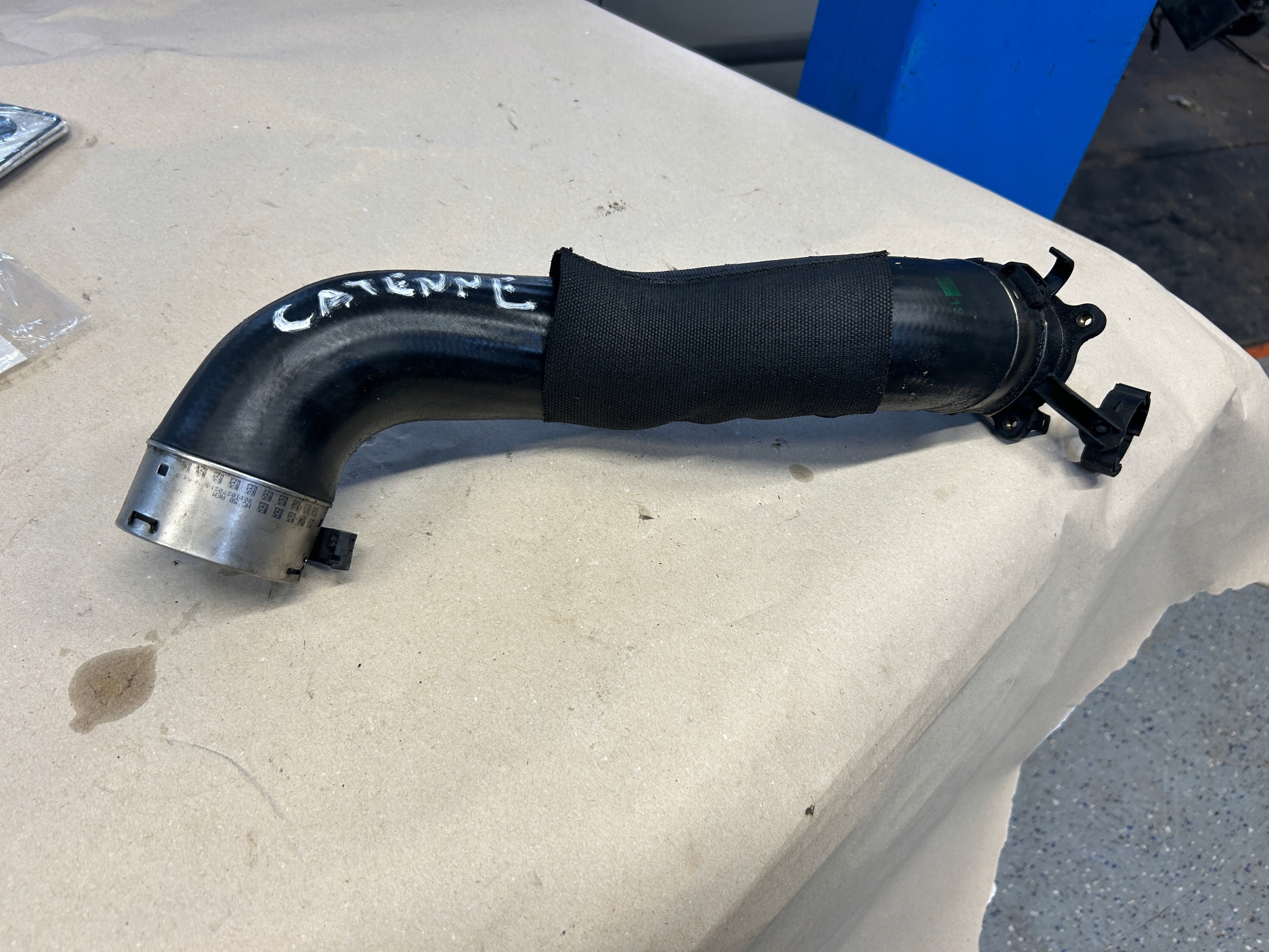 PORSCHE CAYENNE II 7P 3,0 TDI canalisation intercooler