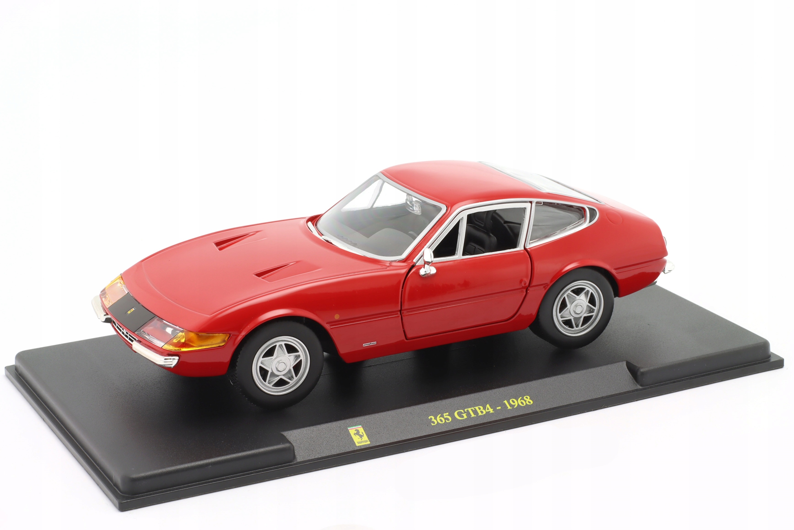 Bburago Ferrari 365 GTB4 1968 Red 1:24