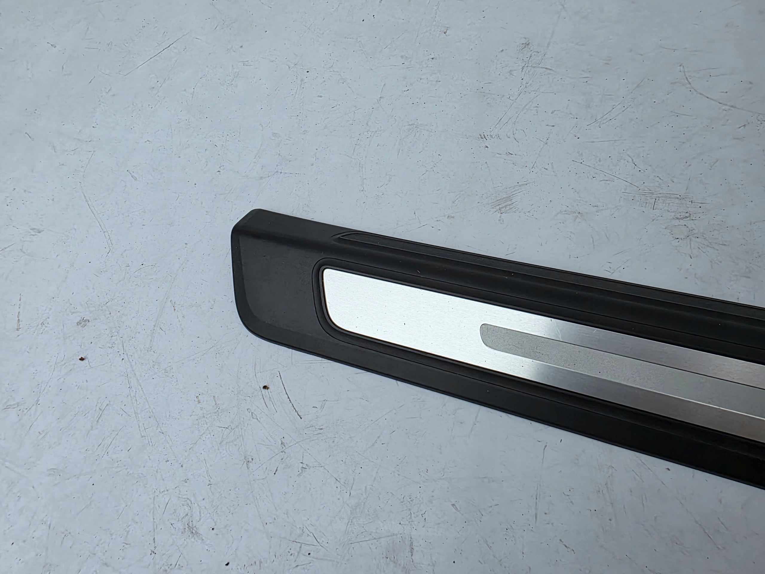 moulding cap for threshold right front right front AUDI Q5 80A FY CHROM