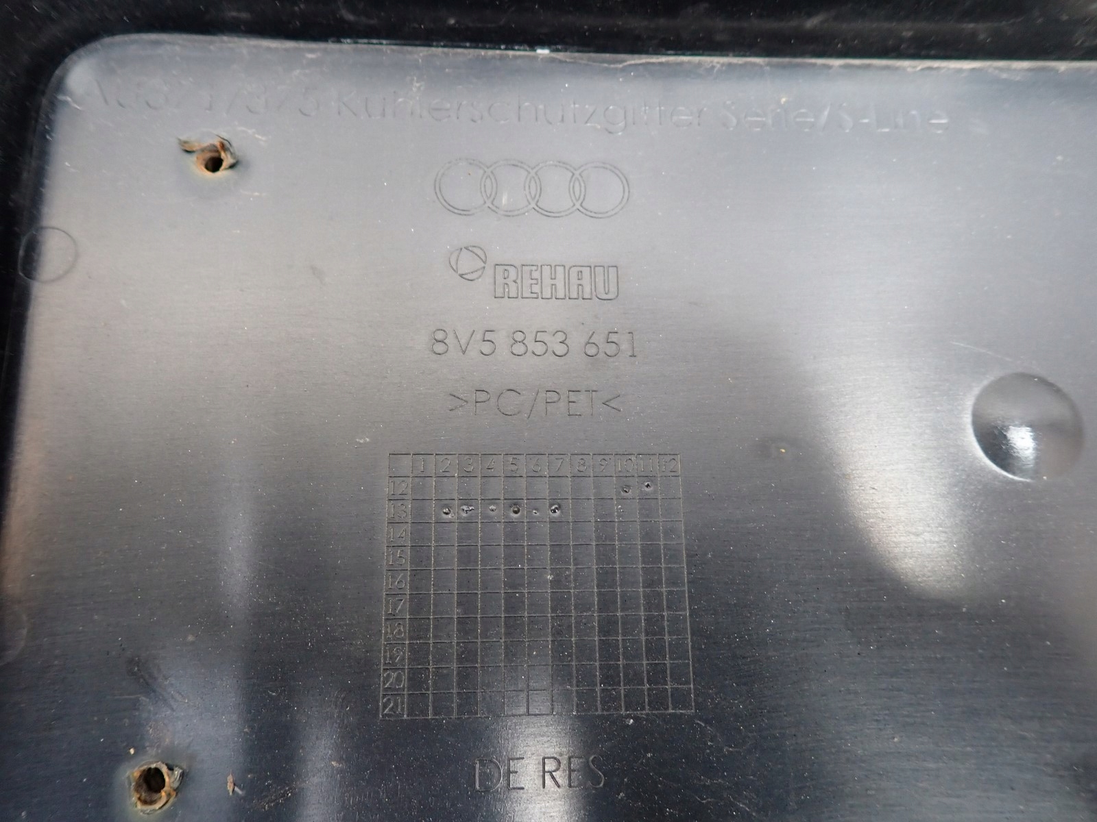 Grille Grille AUDI A3 8V5 8VS Berline 2012-2016R 8V5853651
