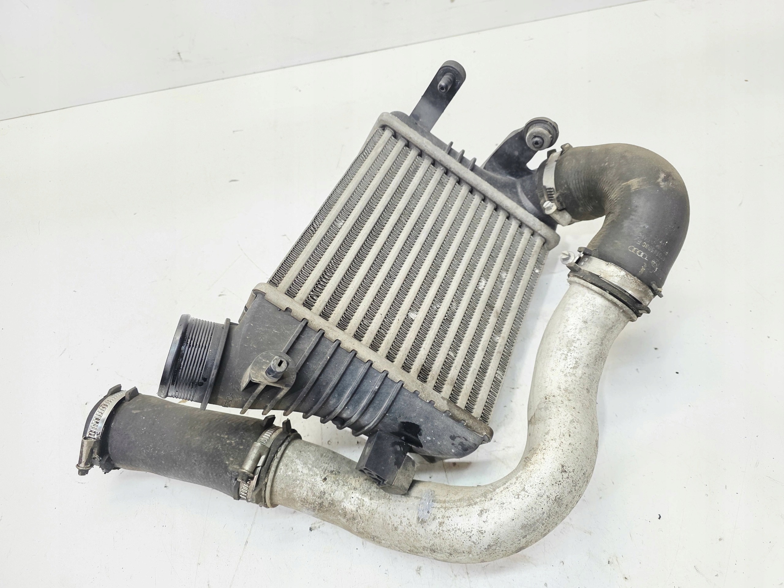 radiator air intercooler right AUDI A6 C6 4F0145686M 4F0145806AF