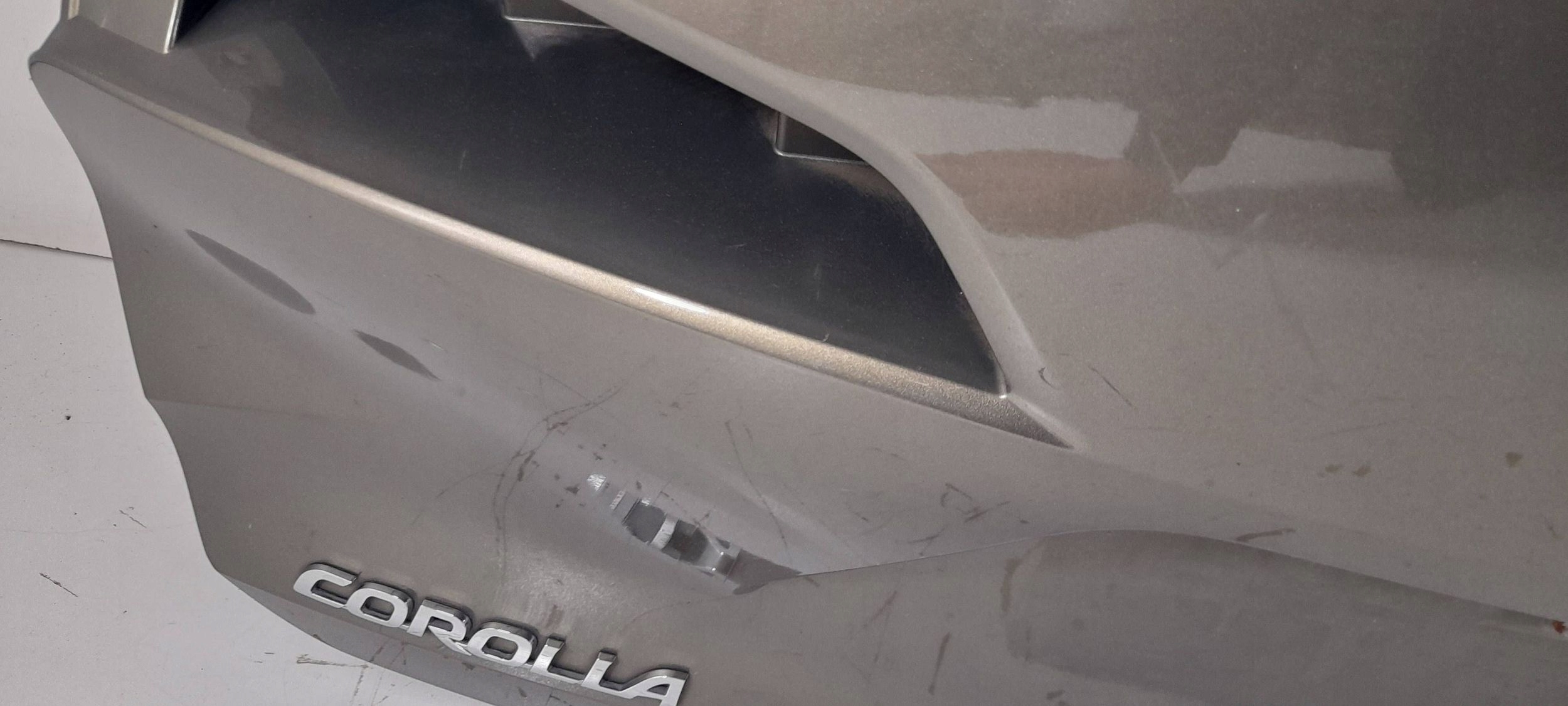 Toyota Corolla E21 Kombi 2019r trunk door boot 6X1 (H241)