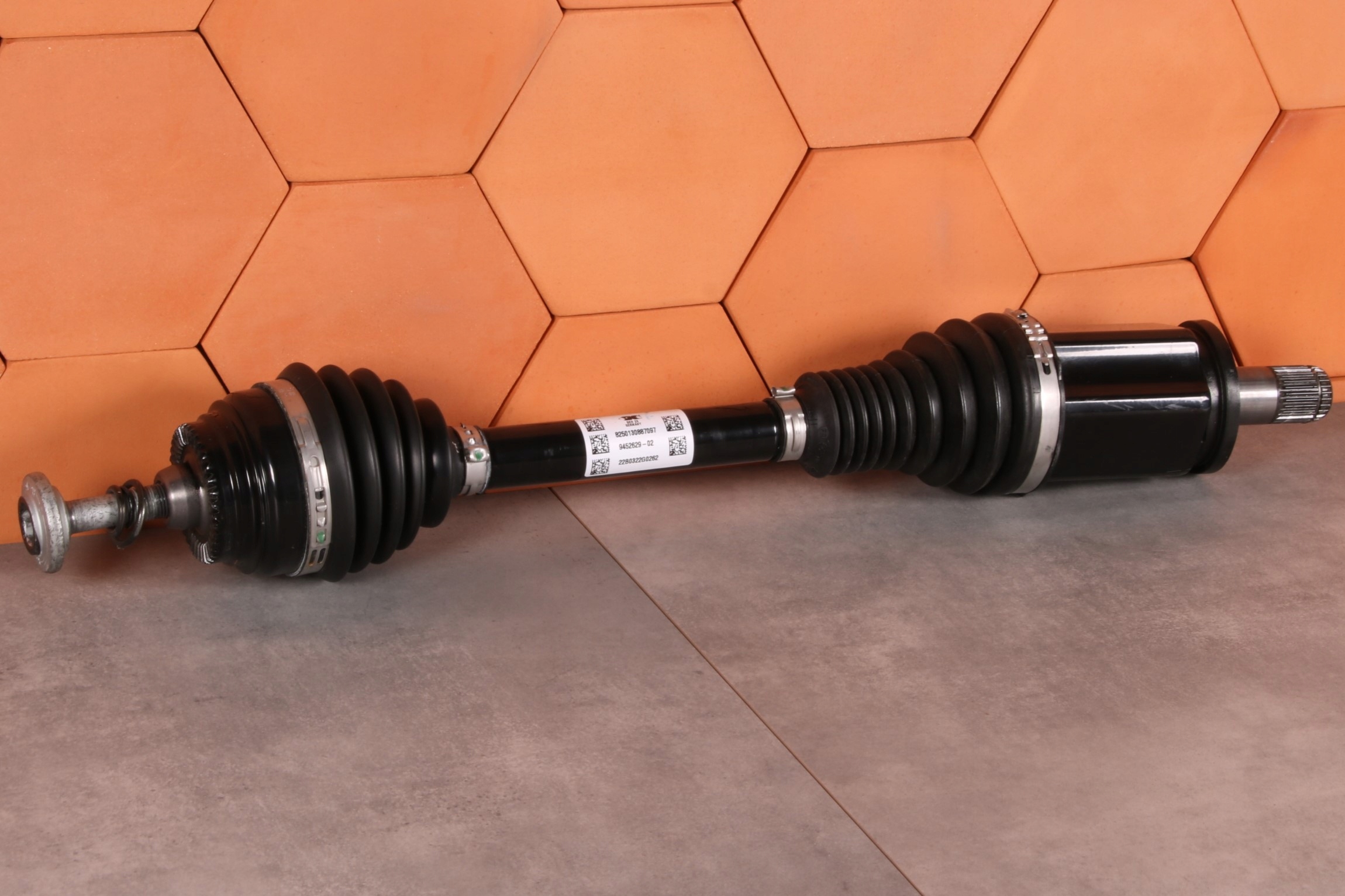 BMW 4' G26 semi-axis NAPEDOWA left front XDRIVE 9452629 44 km !!!