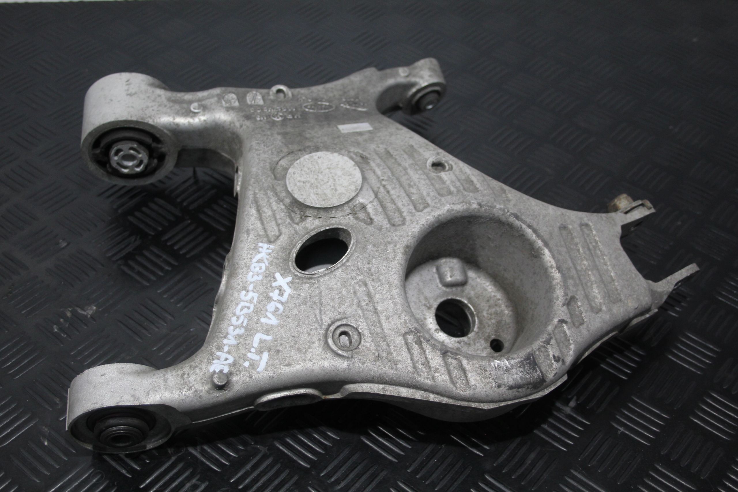 Querlenker links heck hinten JAGUAR F-PACE X761 HK83-5B531-AE