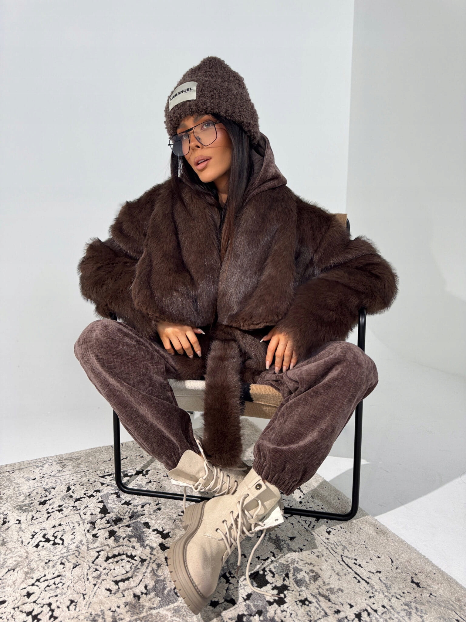 KURTKA LAMANUEL FUZZY CZEKOLADOWA [Rozmiar UNI]