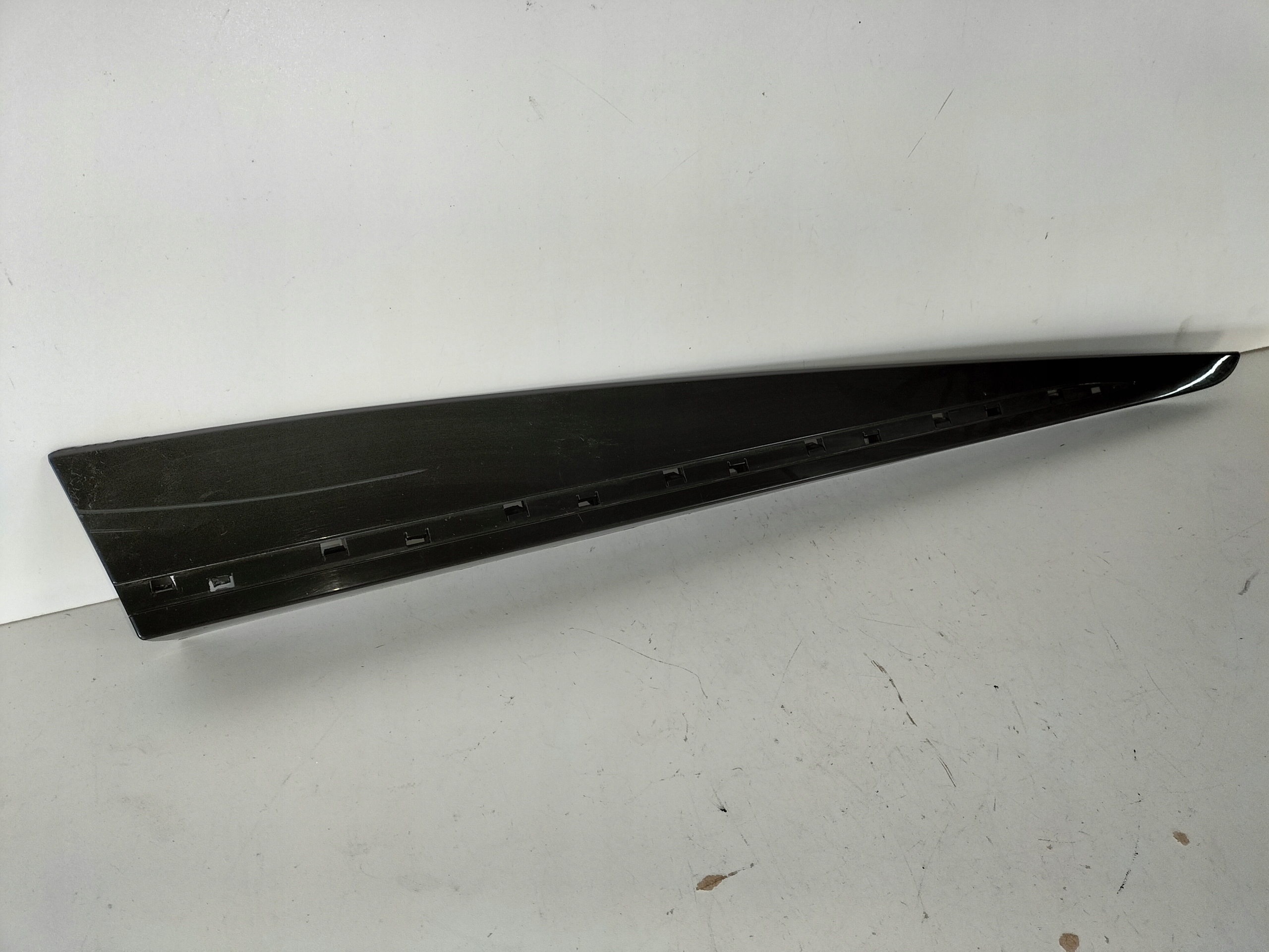moulding door front right RENAULT CLIO 4 IV 12