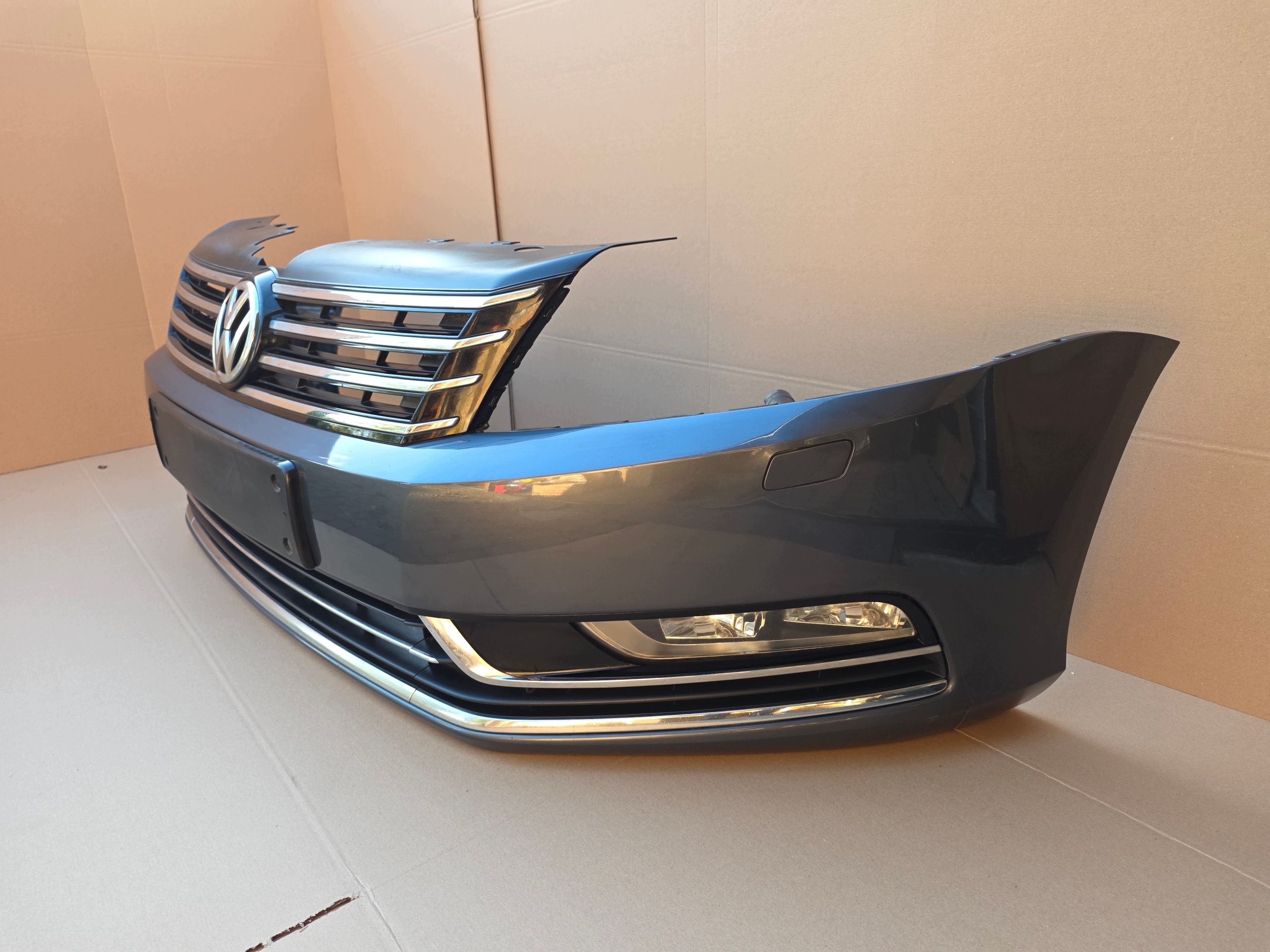 VW PASSAT B7 10-14 front bumper front grille ksenon washers xenon