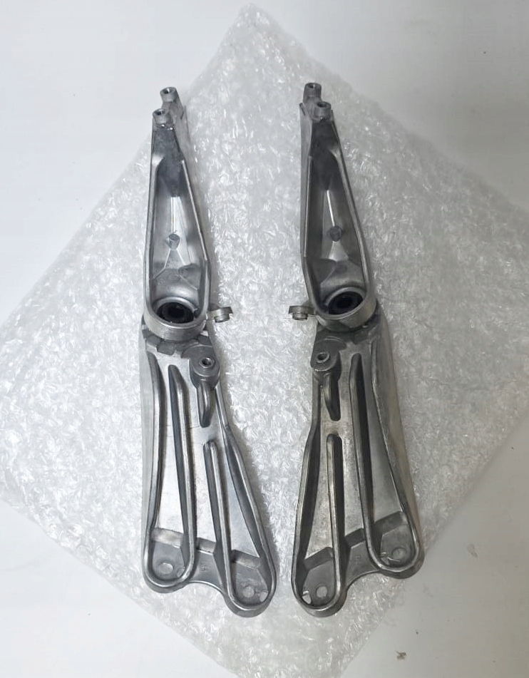 Držák Zrcátka Rám Levý Uchycení Honda Nss 125 350 Forza 20+