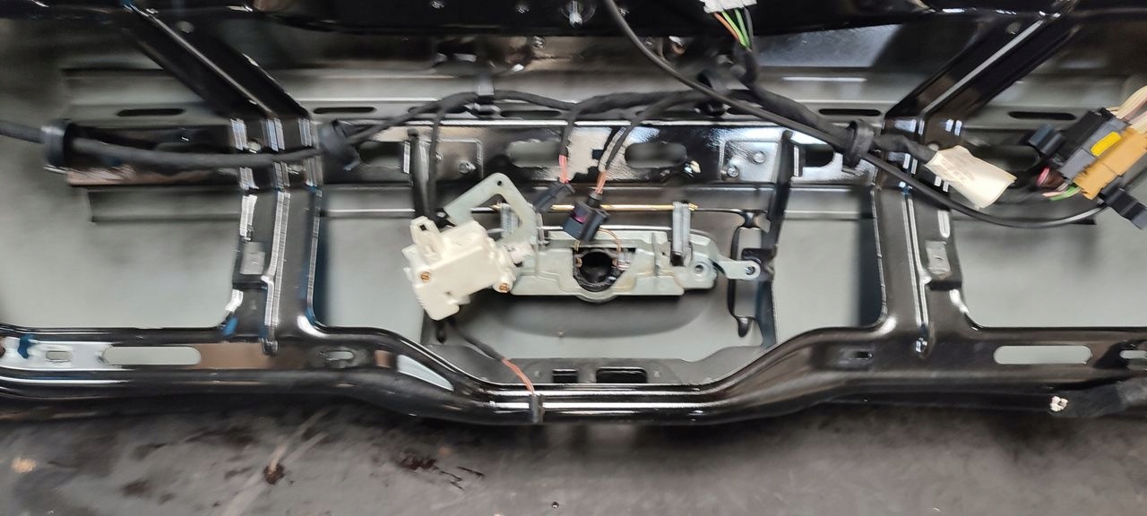 trunk door boot VW Polo 9N 1,2 12V L041