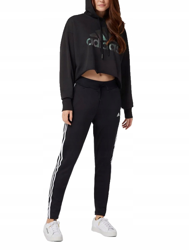 

2580 Krótka Bluza Damska Adidas Luźna Czarna Xs