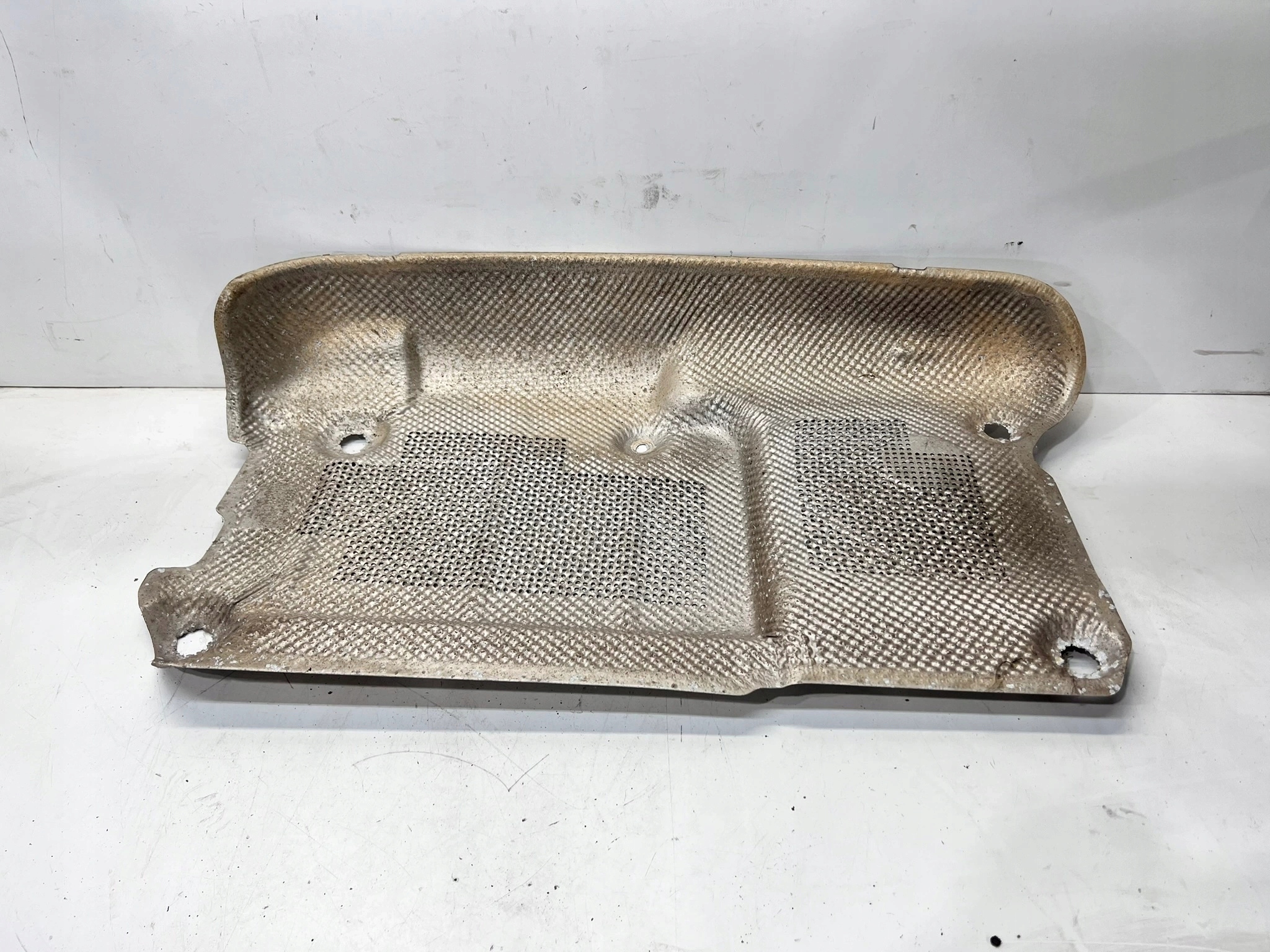 cover TERMICZNA AUDI TT 8J 8J0825711E