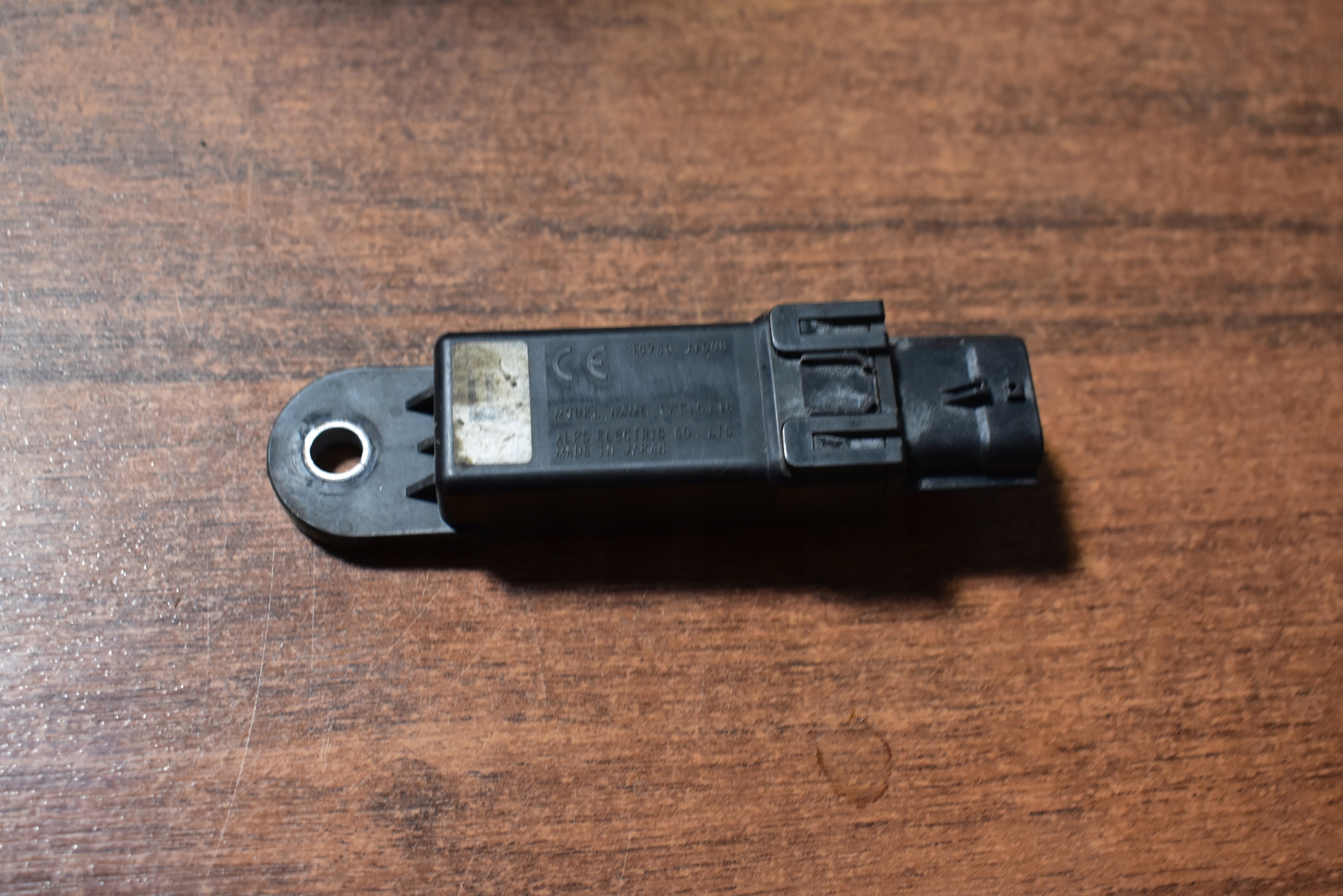 IDEALNY sensor SENSOR NISSAN GT-R 1