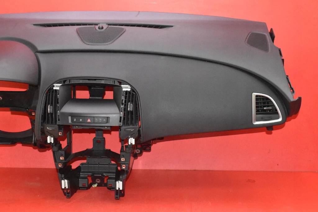 dashboard instrument panel console cockpit airbag EU OPEL ASTRA 4 IV J 09-12