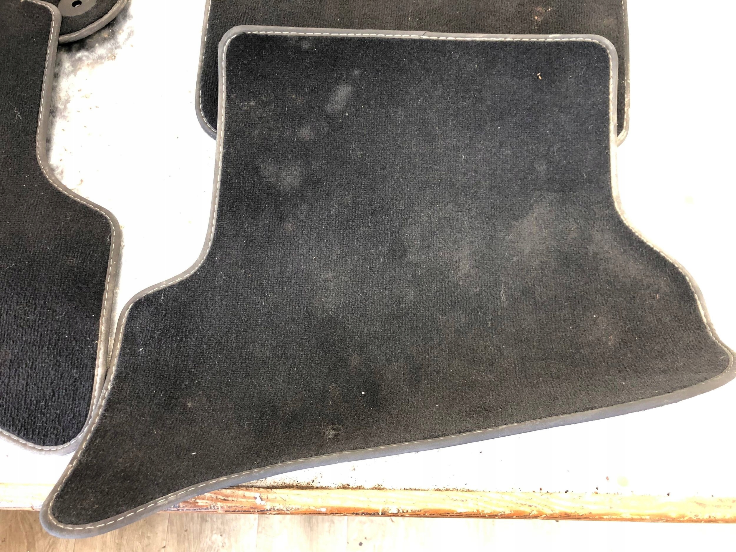 mats WELUR KOMPLET VW GOLF VI plus 5M1863011F