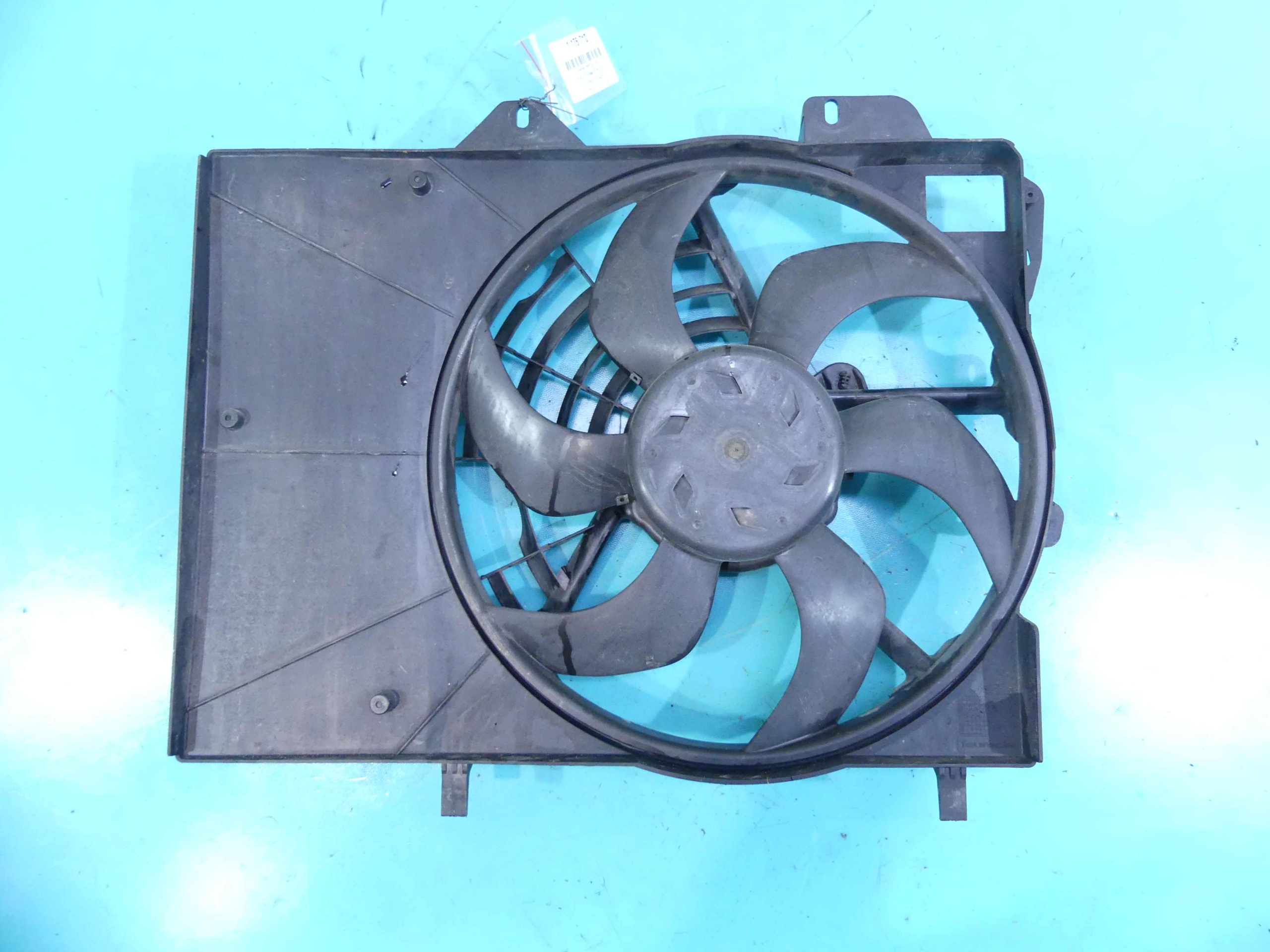 WENTYLATOR CHŁODNICY CITROEN C3 PICASSO 1.4 VTI