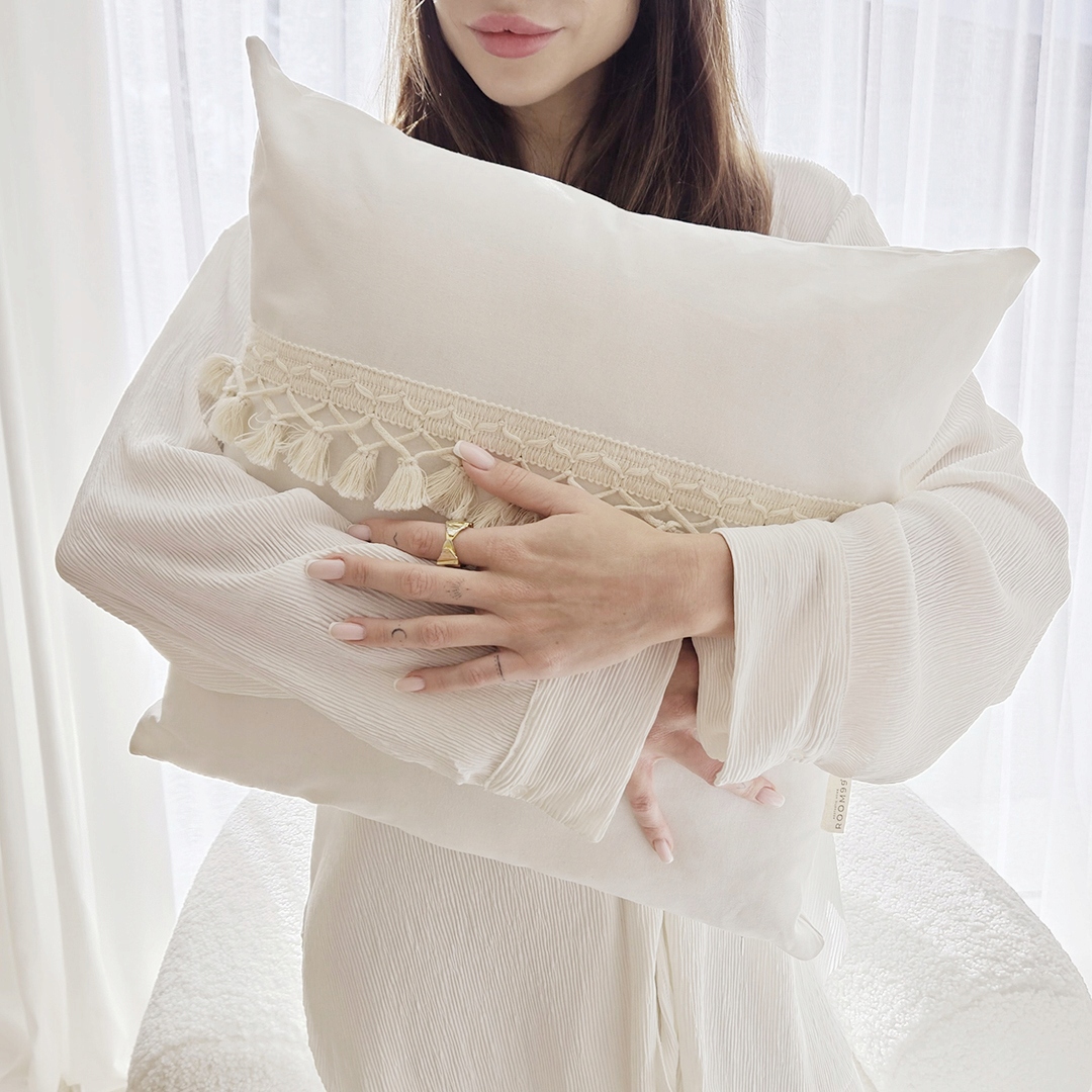 Poszewka dekoracyjna ozdobna na poduszkę Room99 Luana 45x45 cm biała Długość 45 cm