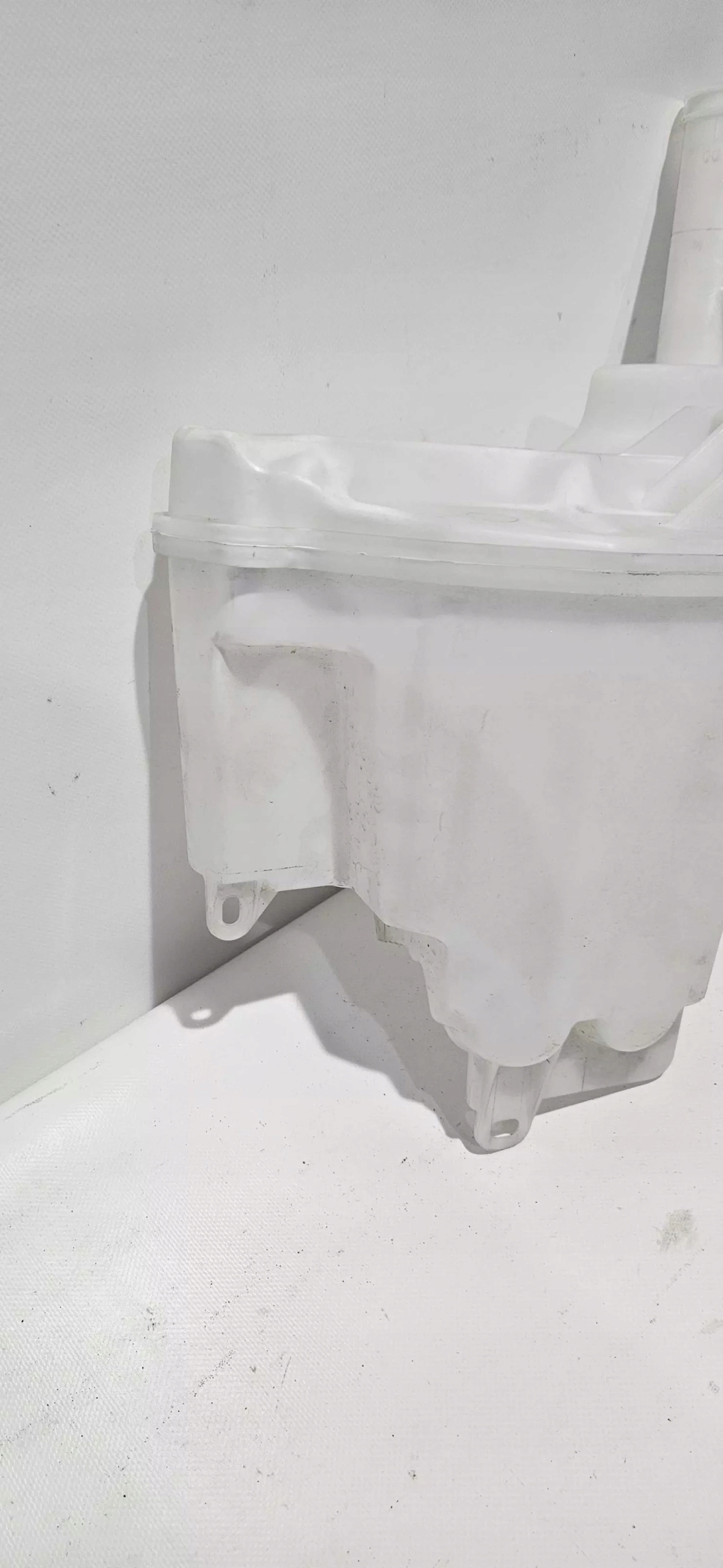 washer fluid tank TOYOTA AYGO II 2014- ORYG