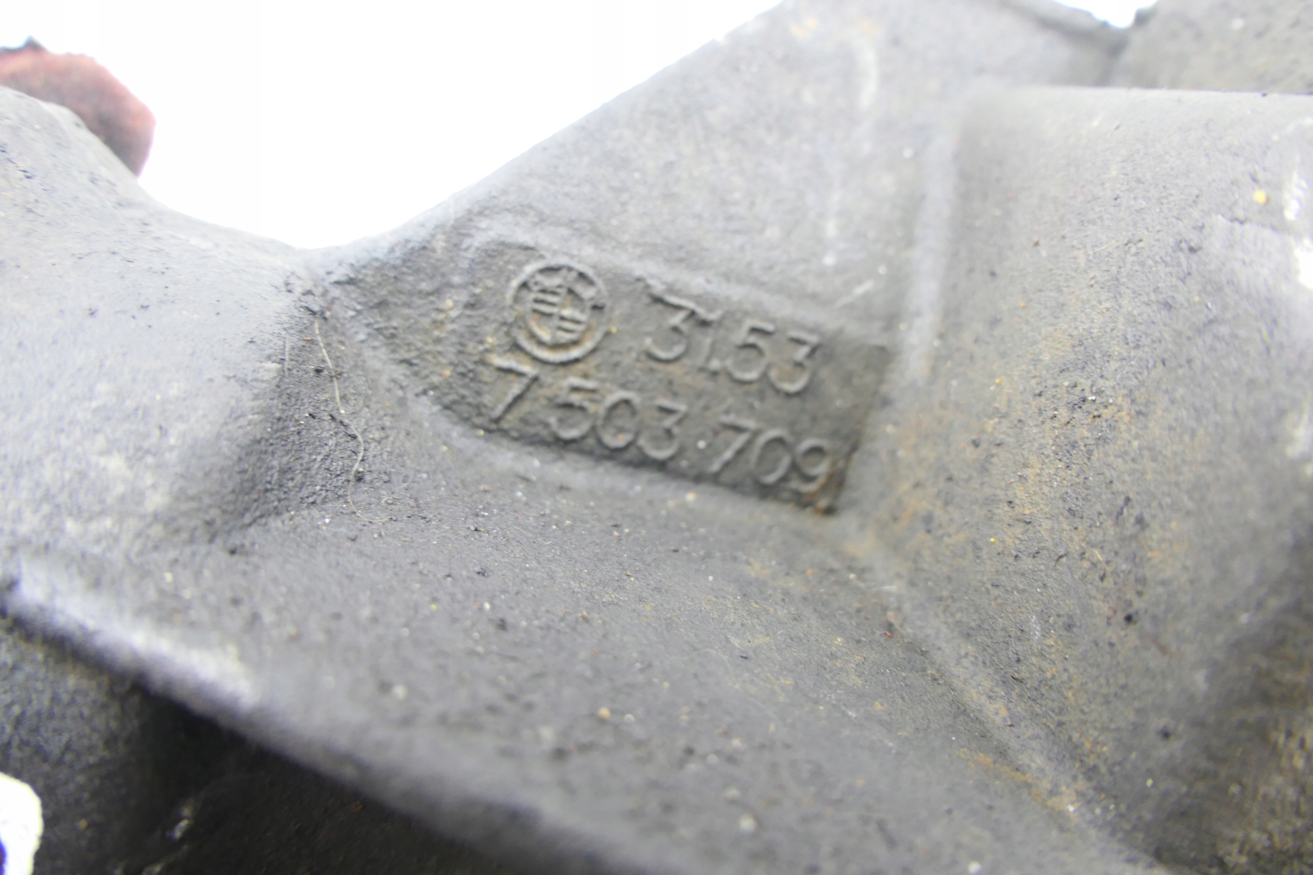 SUPPORT DEMI AXE RANGE ROVER L322 4.4 V8 7503709
