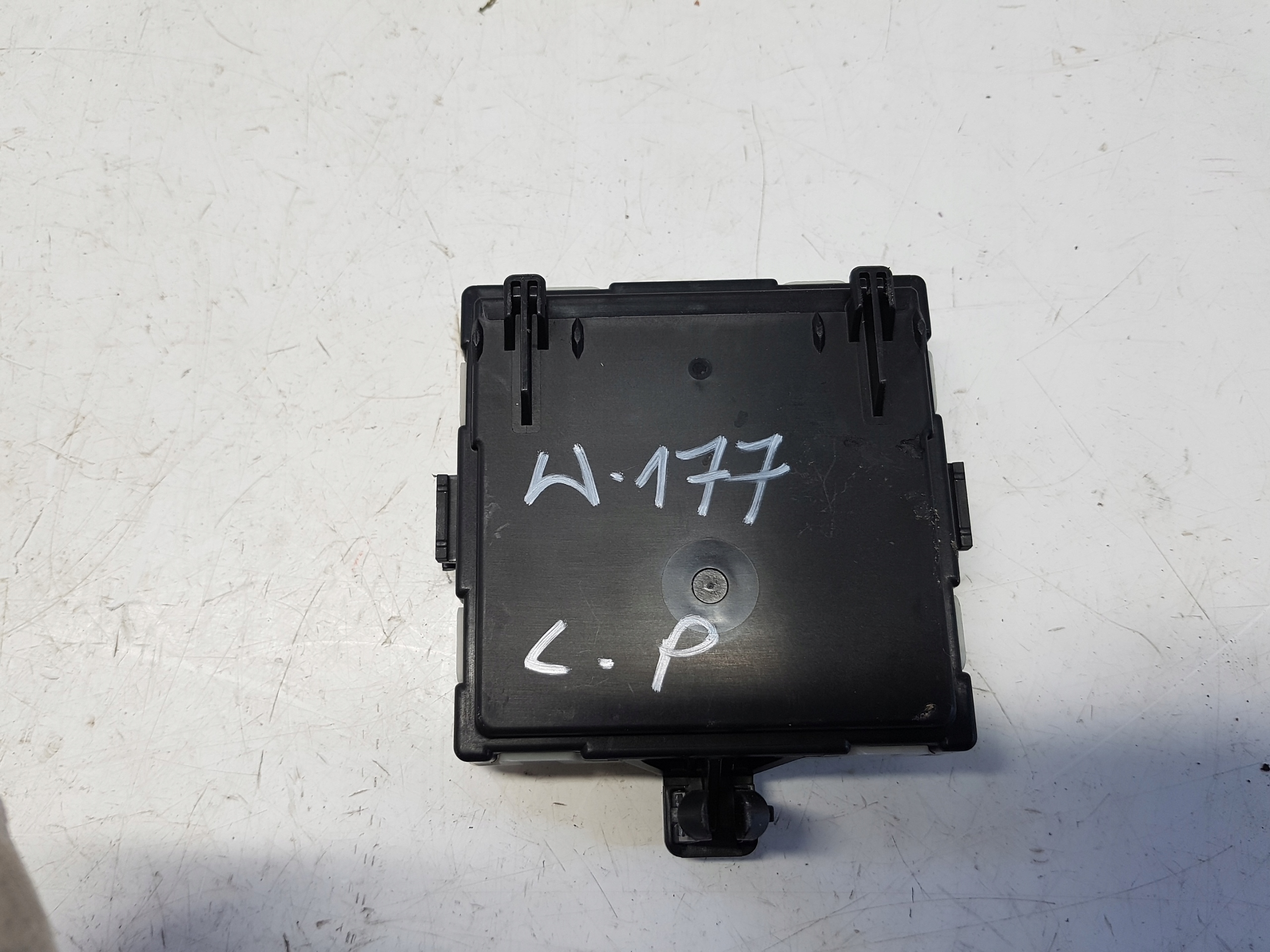 MERCEDES w177 module control unit door A1779008503