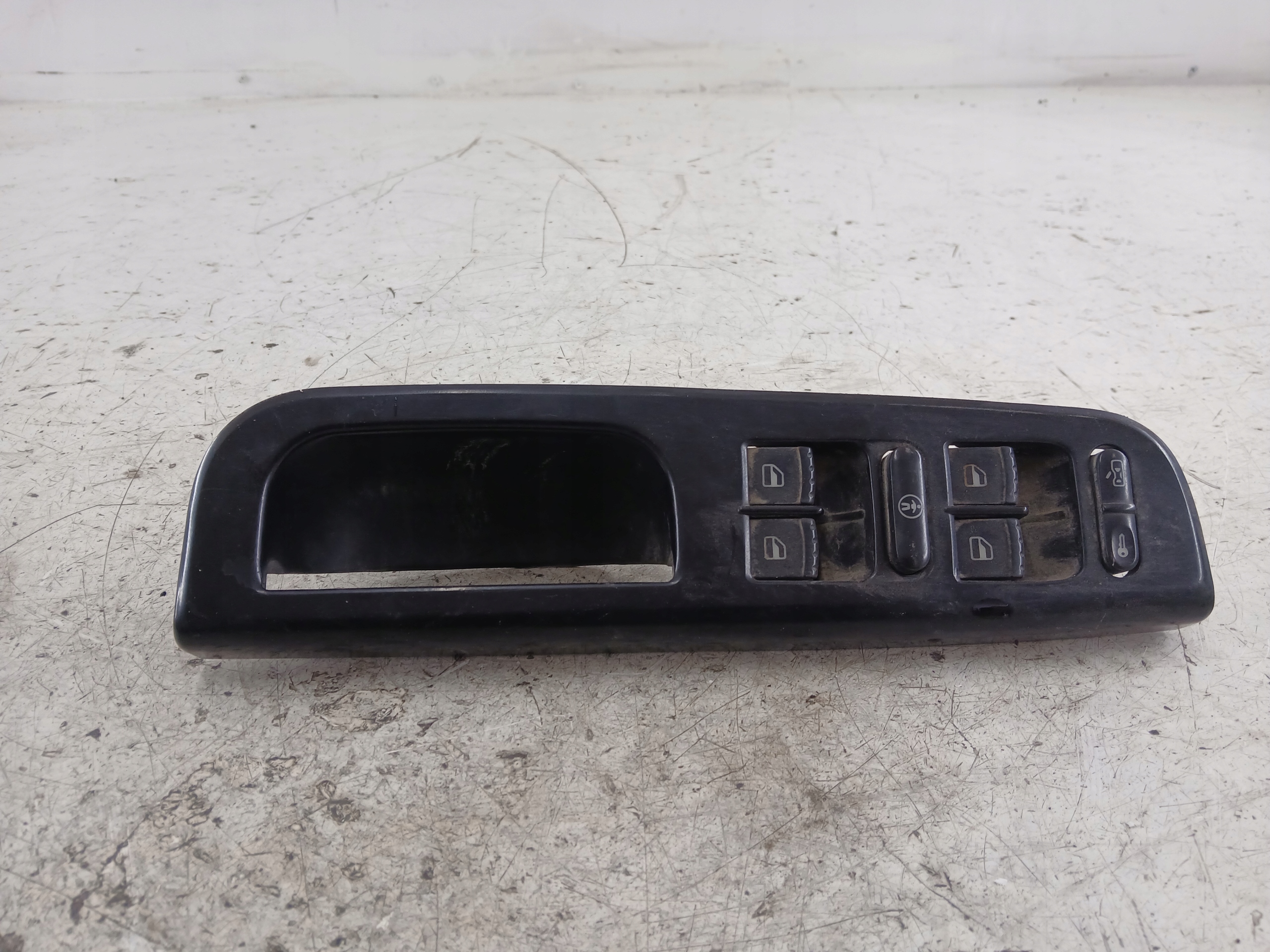 VW GOLF IV PASSAT B5 PANEL of the window left front 1J4959857