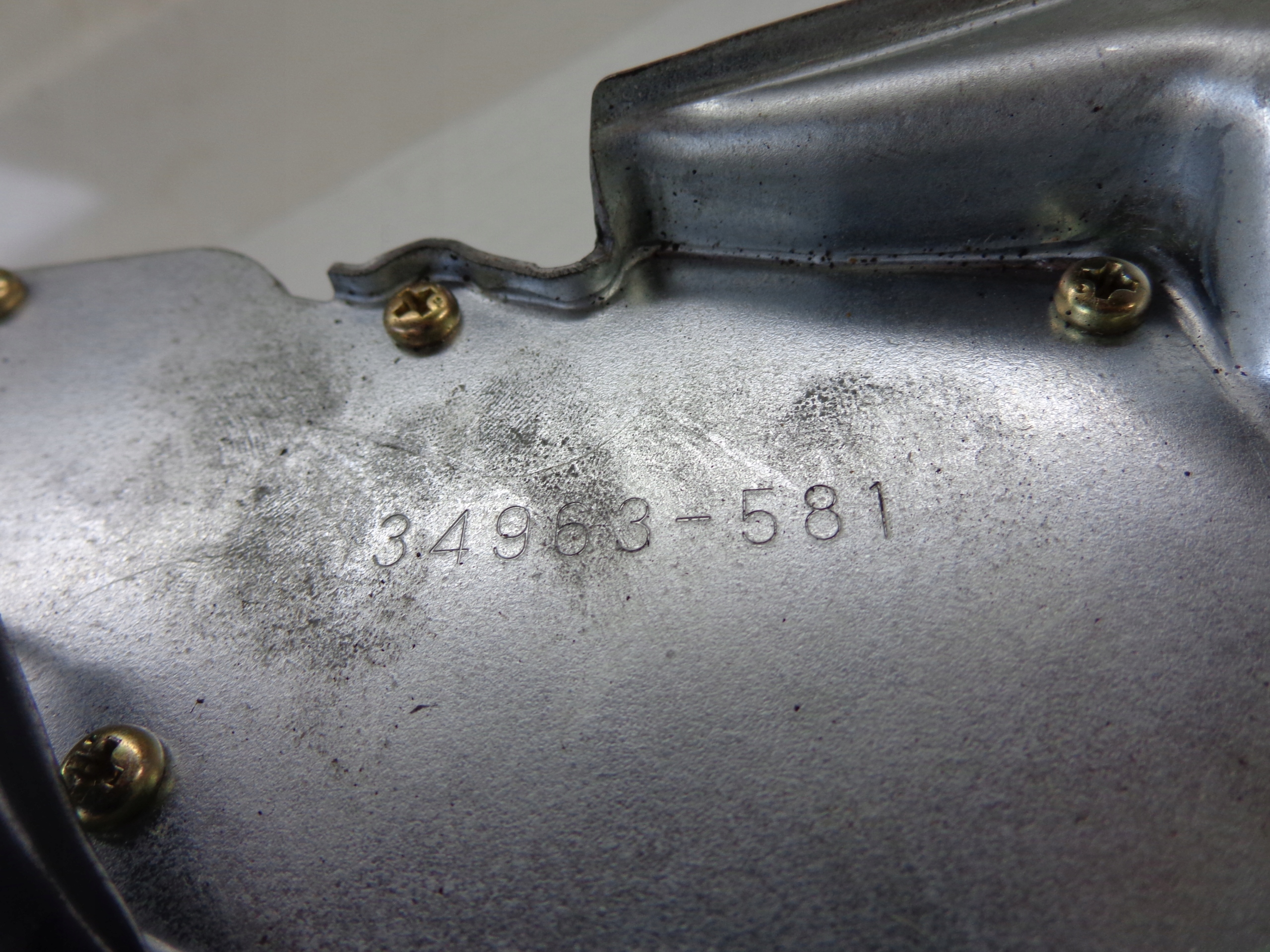 | HONDA CR-V II 00-06 SILNICZEK TYLNEJ WYCIERACZKI 34963-581 Typ samochodu Samochody osobowe