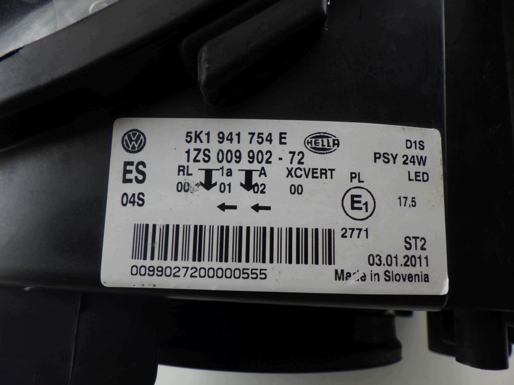 VW GOLF 6 VI 5K1 Bi XENON positioning LED light right