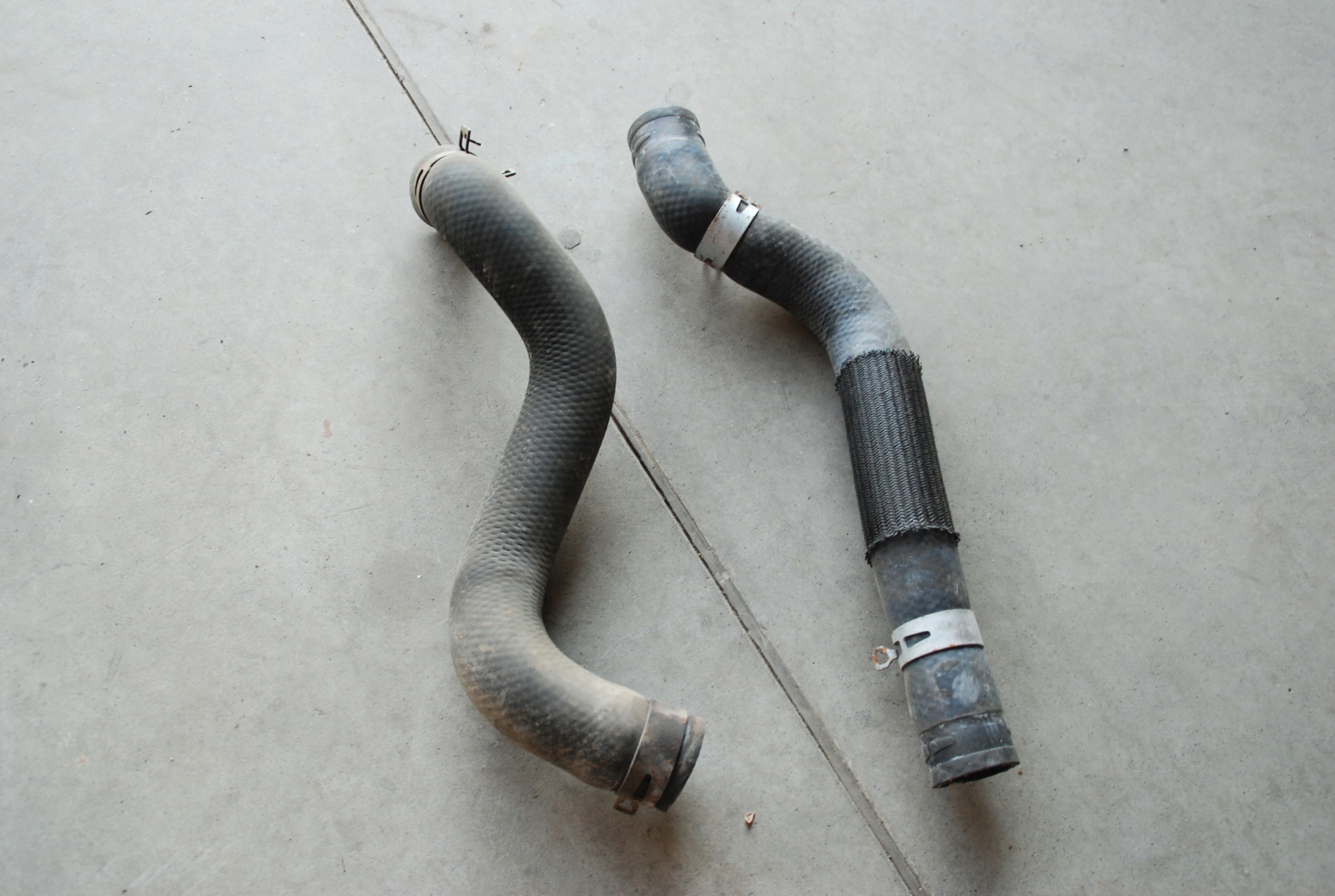 LEXUS RX 400h 03-08 3.3 V6 радиатор водопровод