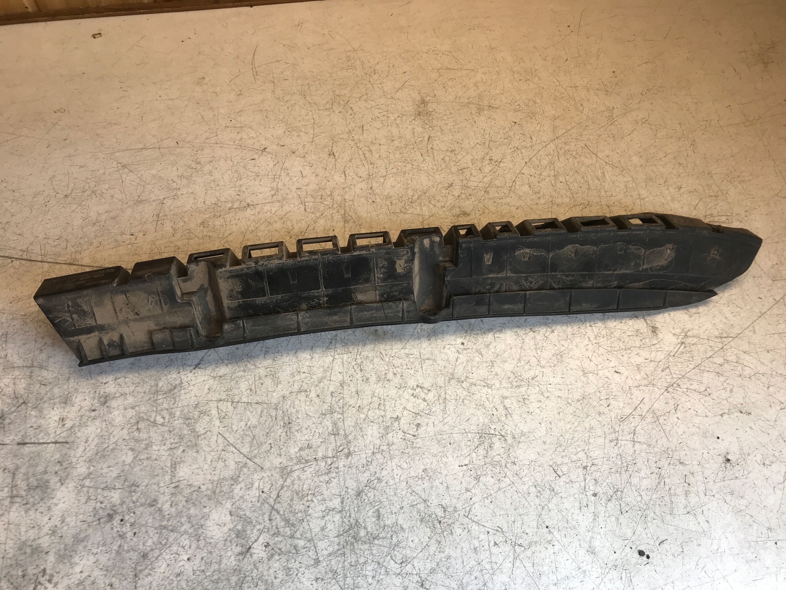 bumper bracket left rear part ROOMSTER 5J7807863