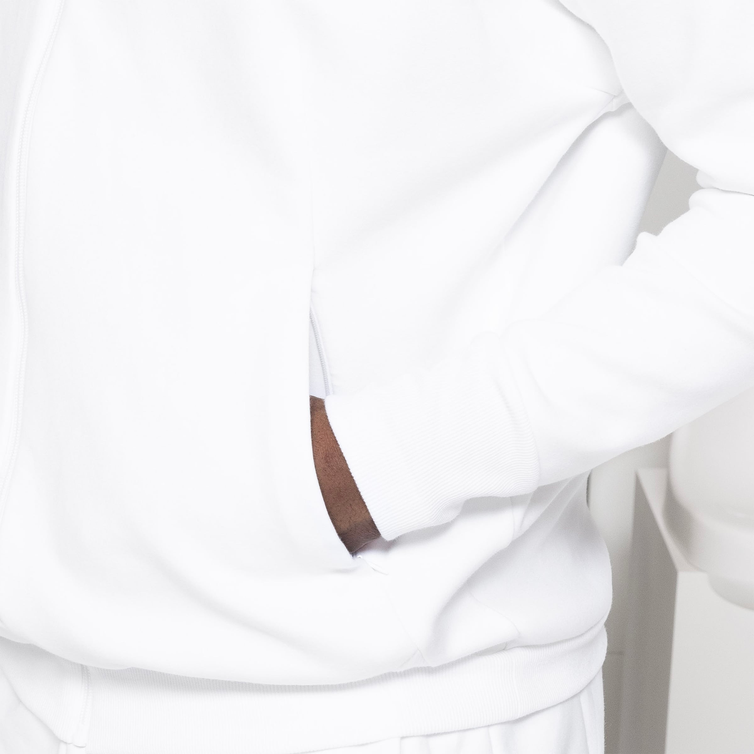 ADIDAS BLUZA NEW Z.N.E. PREMIUM FL IN5092 r L Kod producenta IN5092