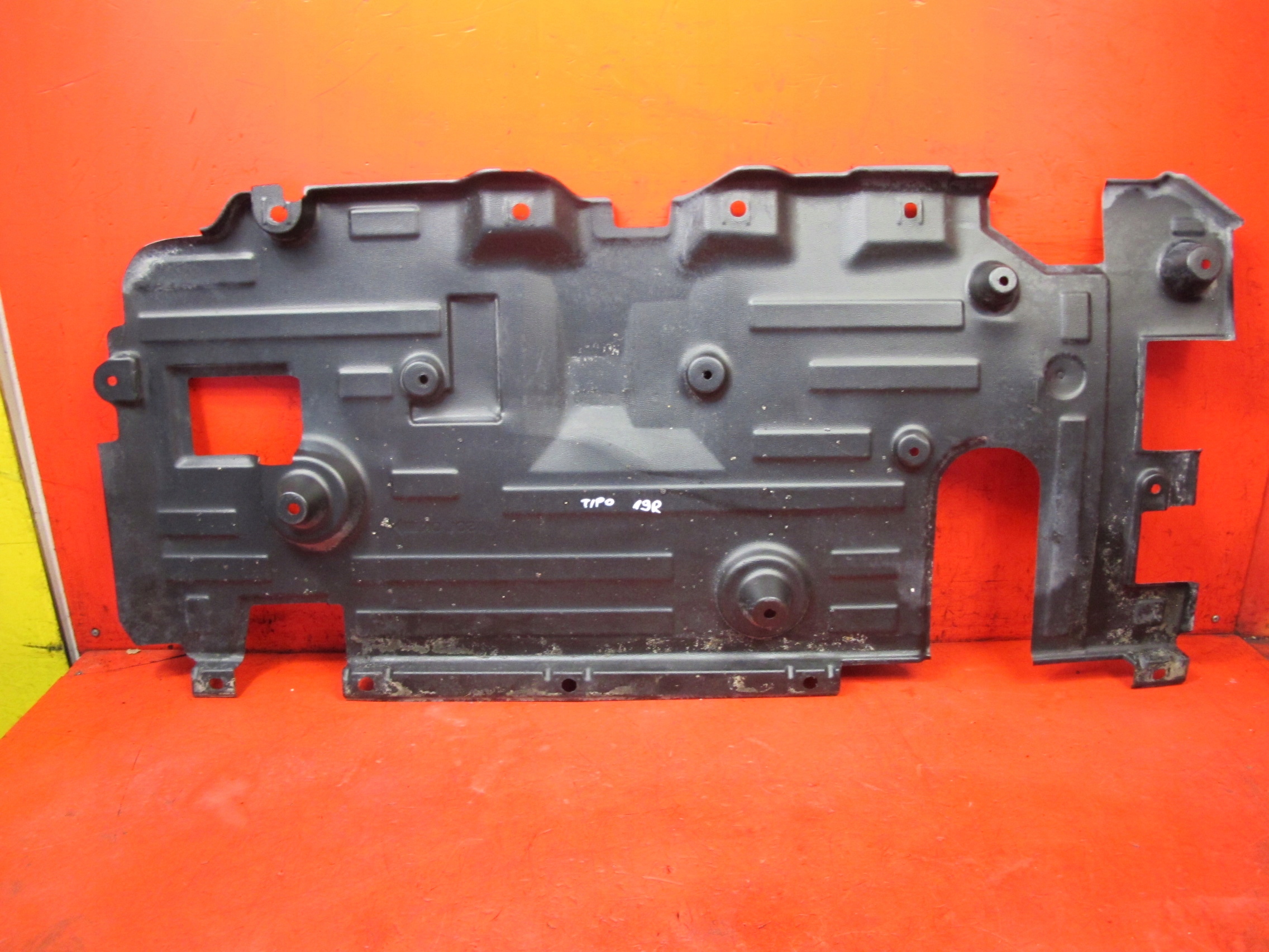 FIAT TIPO 2 II cover chassis left 520819350