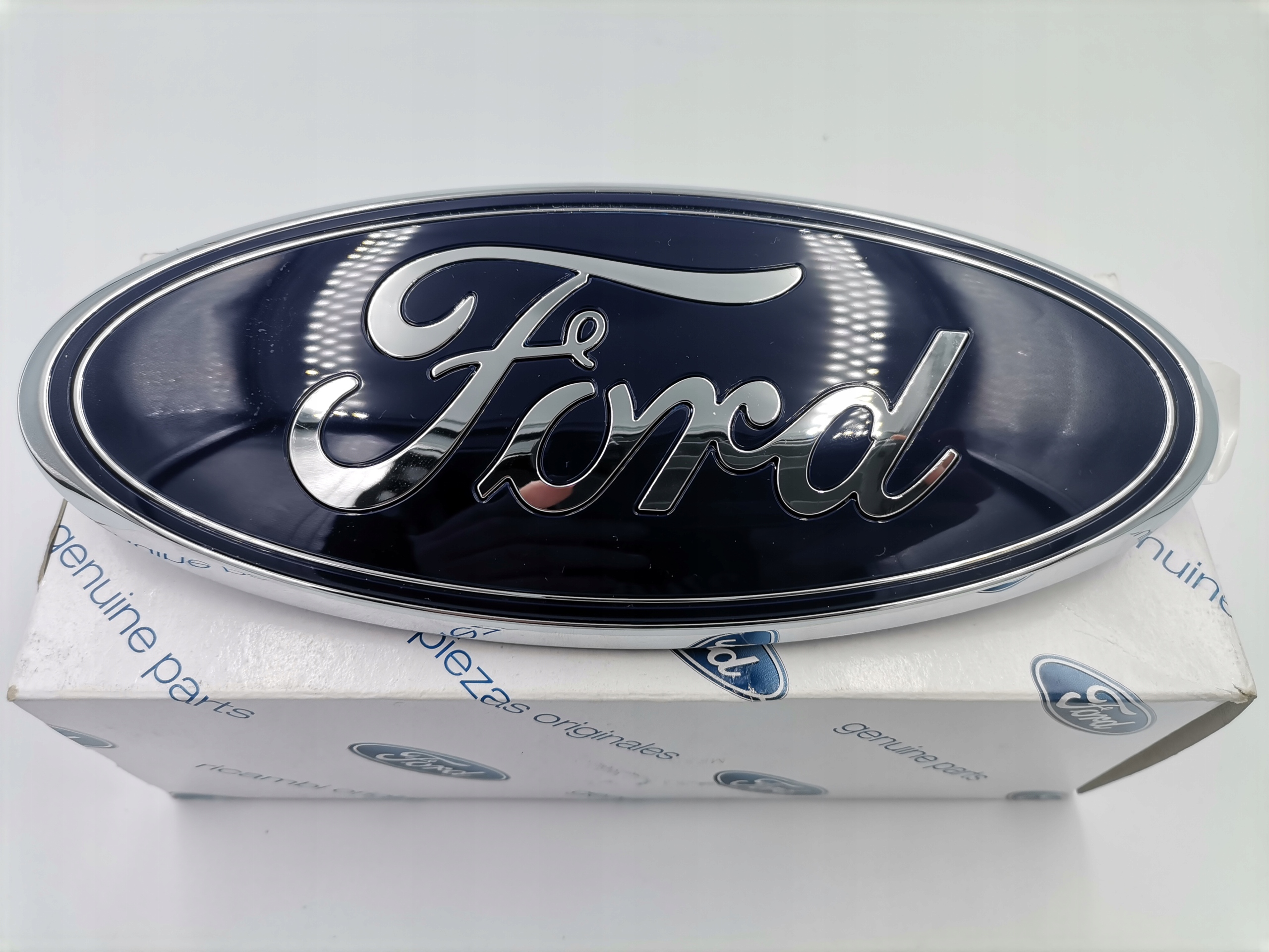 EMBLEMAT ZNACZEK PRZÓD FORD TRANSIT mk8 LIFT 18r- Marka Ford