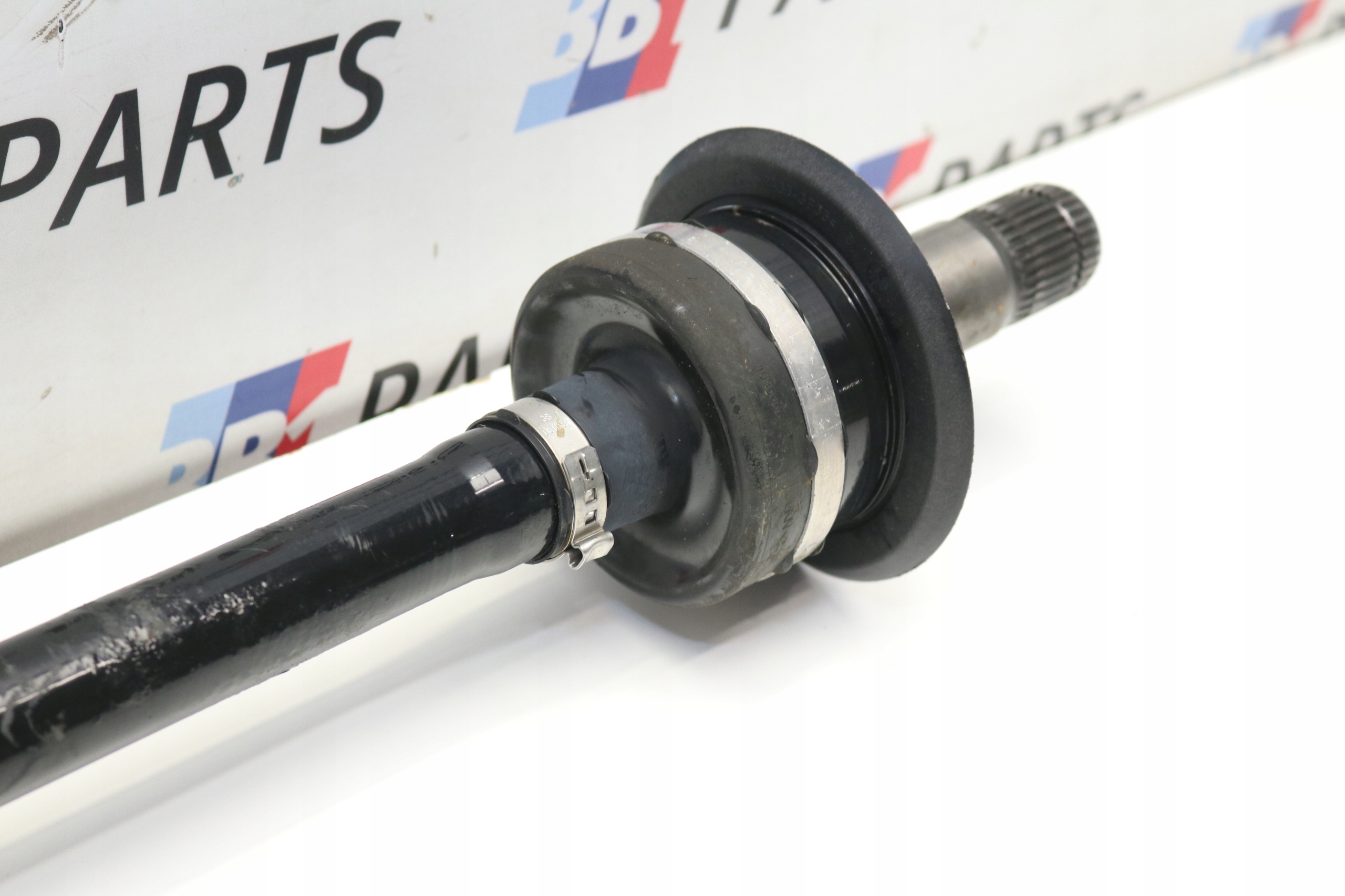 BMW G05 X5 G06 X6 semi-axis right rear part rear 30D 8487512