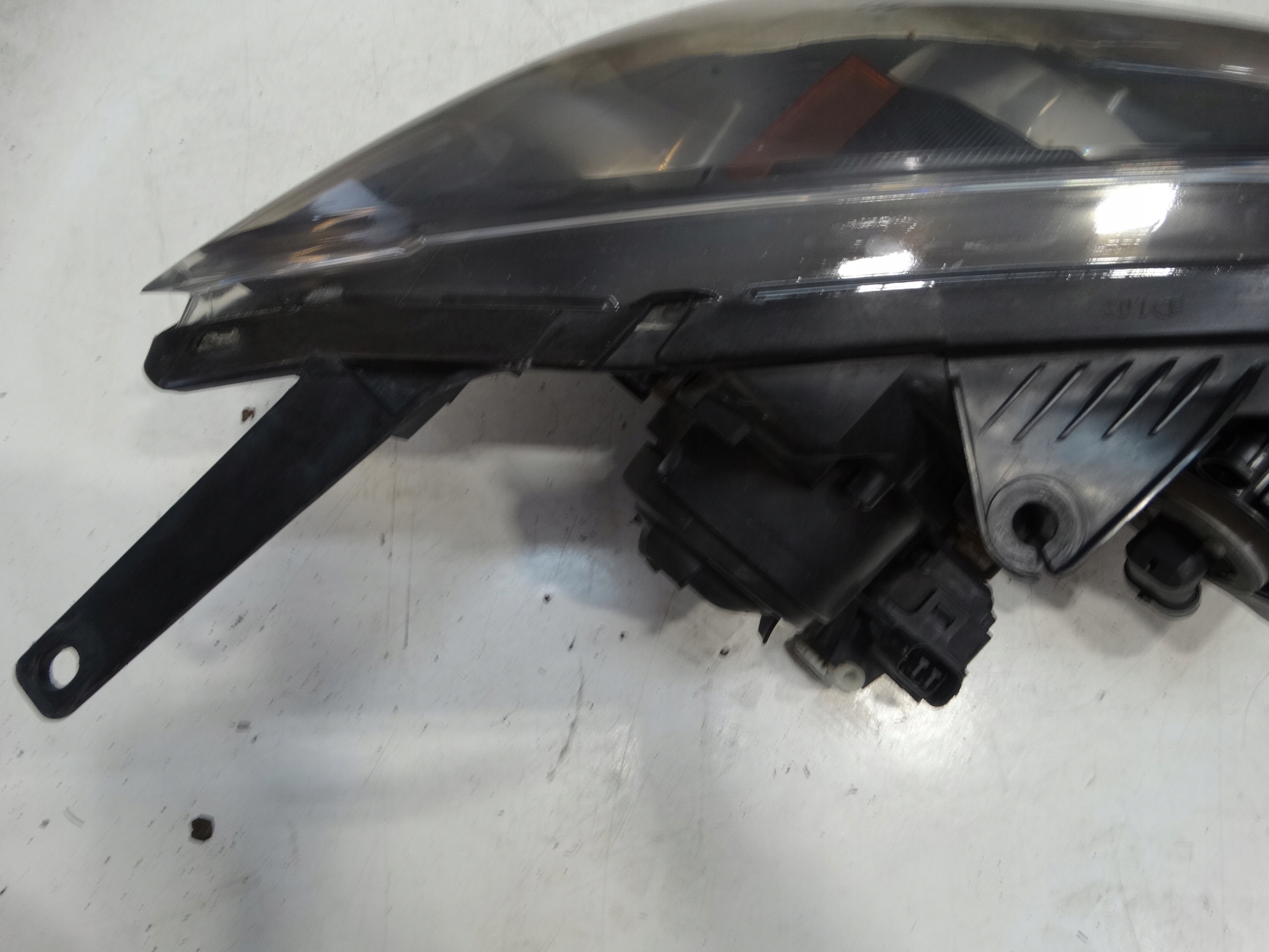 REFLEKTOR lights left front MAZDA 3 STANLEY P2951 12V