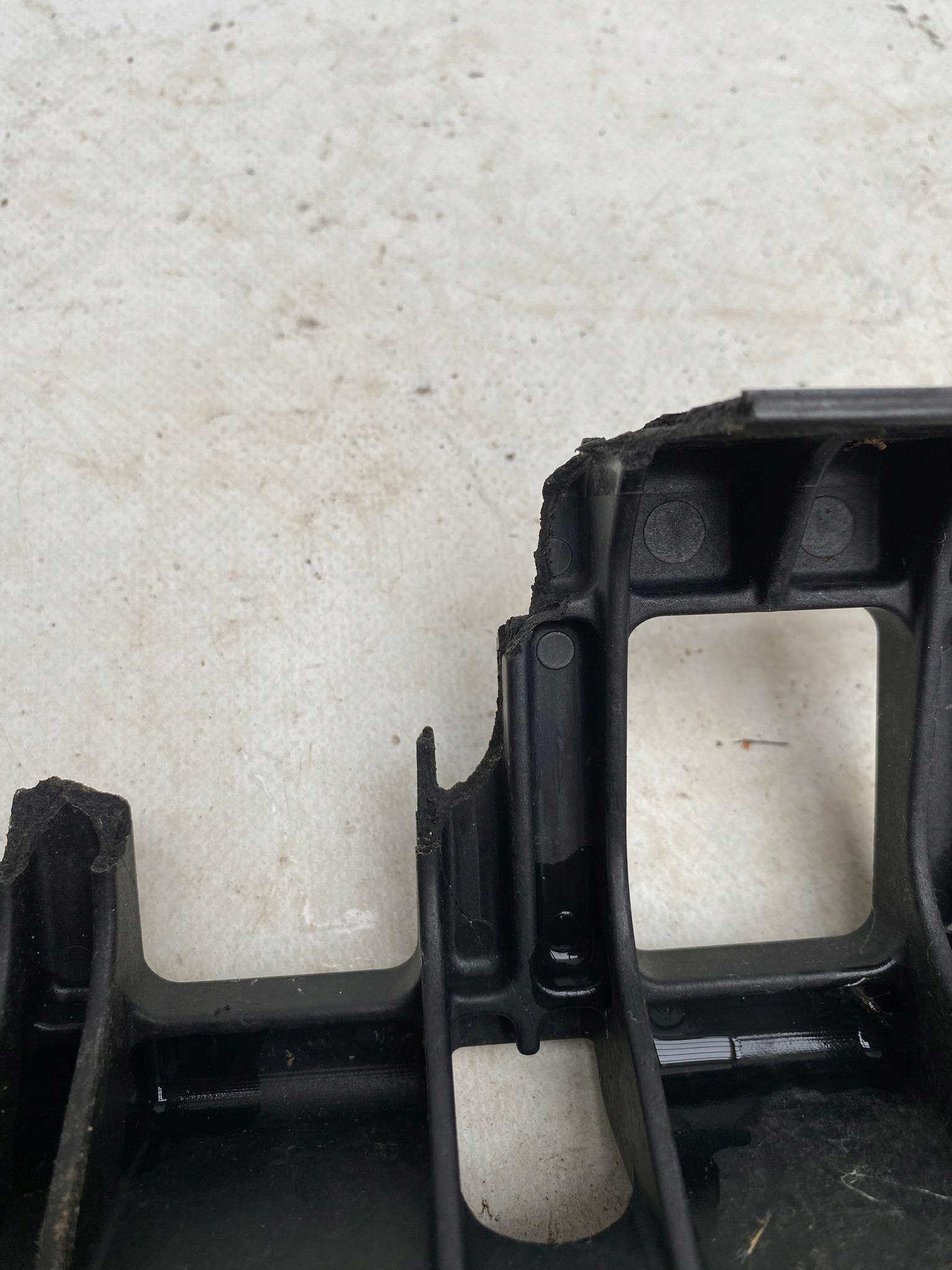 KIA EV6 RADAR SENSOR DISTRONIC Halter RADARU 99110-CV000
