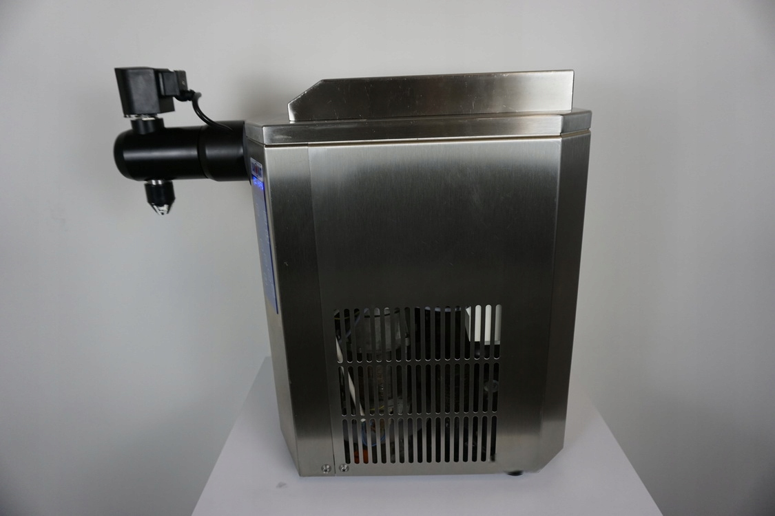 Automat Maszyna do bitej śmietany Sanomat S2 1,5L a-48 Marka inny