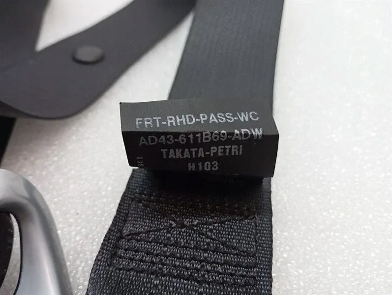 Aston Martin DBS AM7 HY53-611B71DEW seat