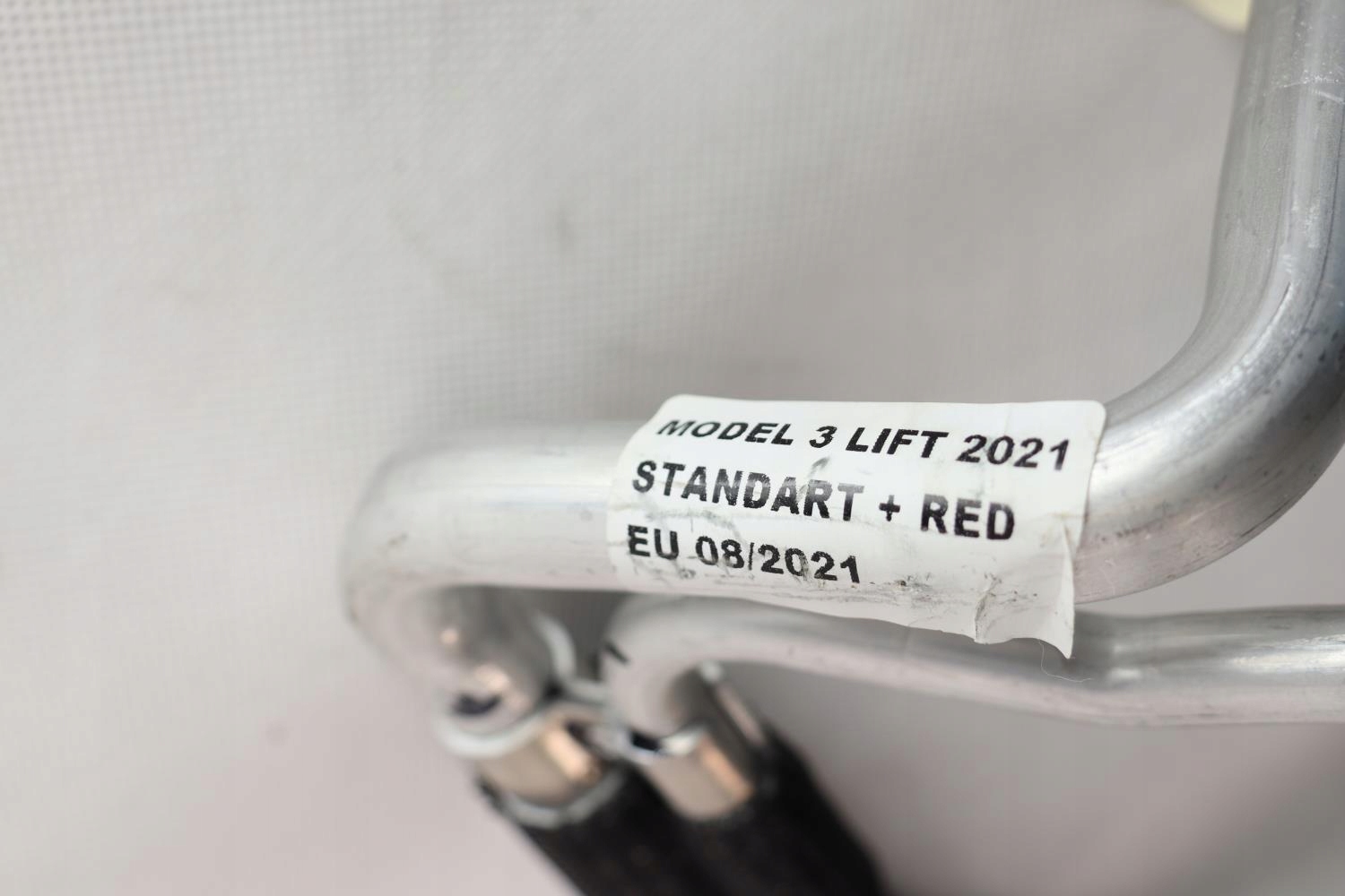 TESLA MODEL 3 Y PRZEWÓD KLIMATYZACJI WĄŻ 1502020-00-B ORYGINAL Typ samochodu Samochody osobowe