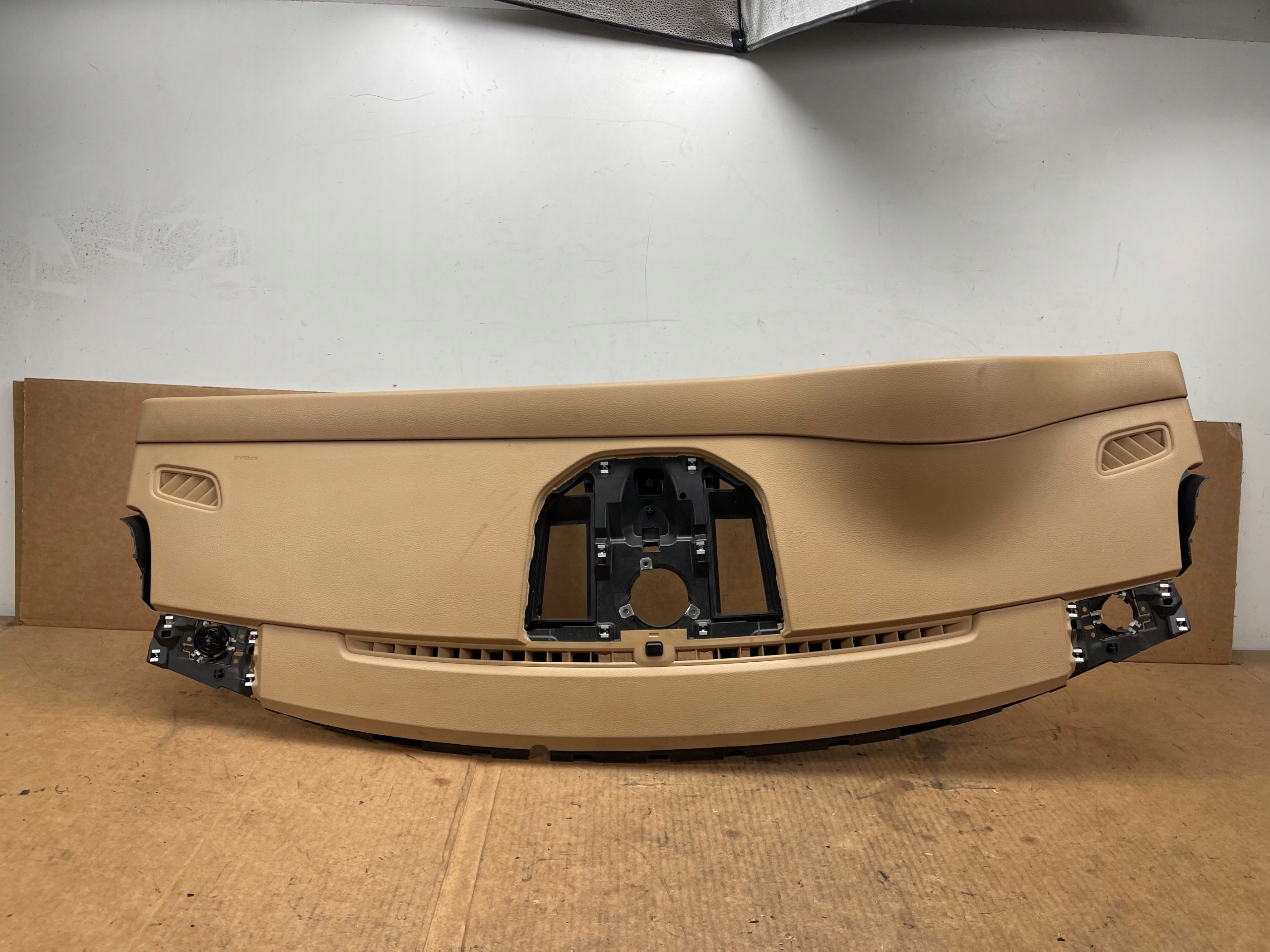 B1 PORSCHE MACAN S 2015 dashboard console airbag original 95B880204