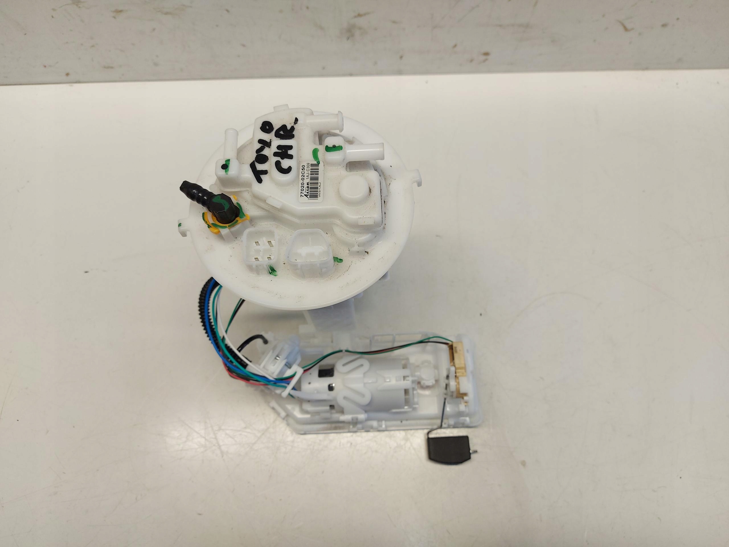 TOYOTA CHR feed pump 77020-02C50